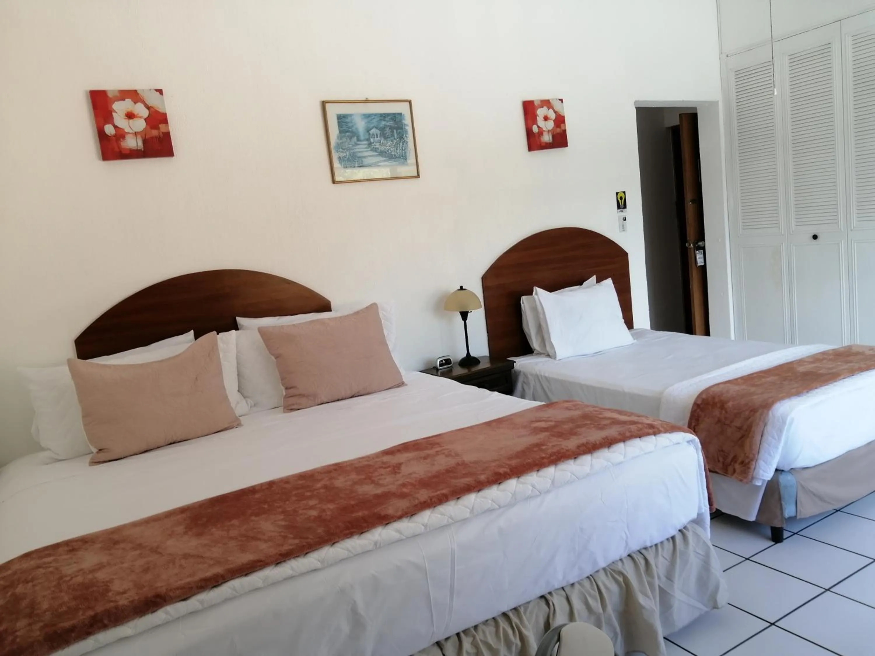 Bed in Novohostal B&B