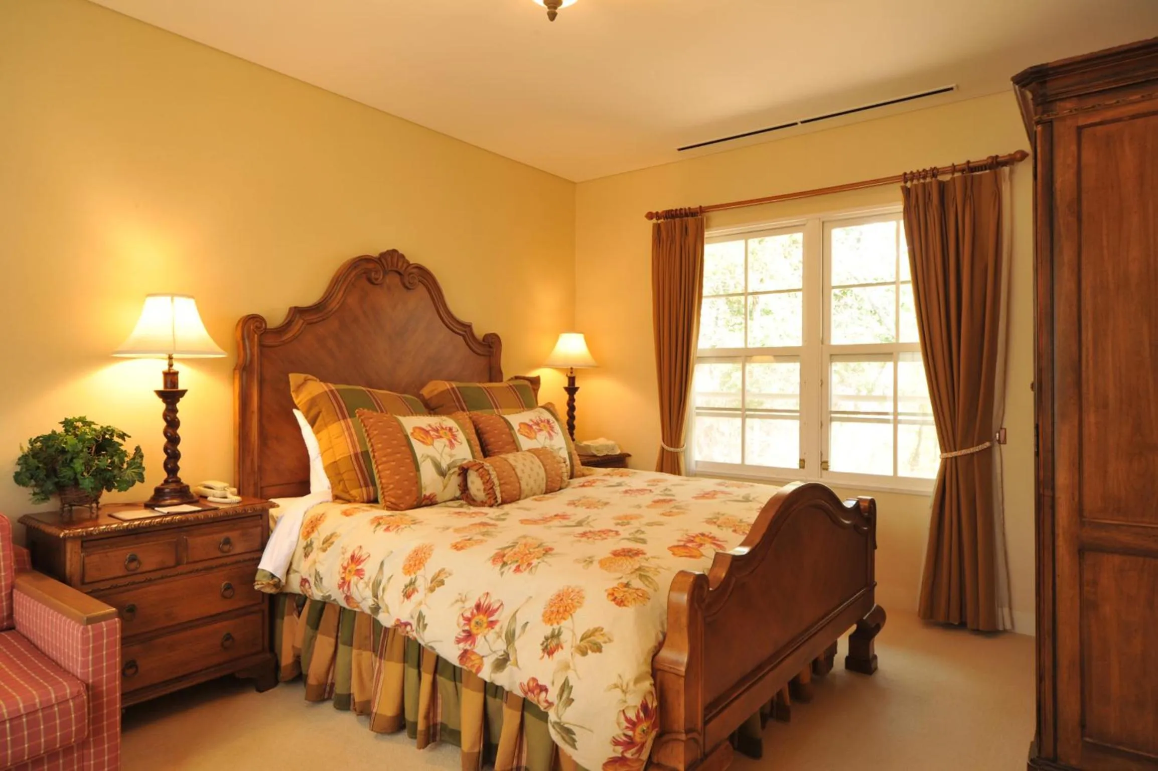 Bed in Forest Hills Garden