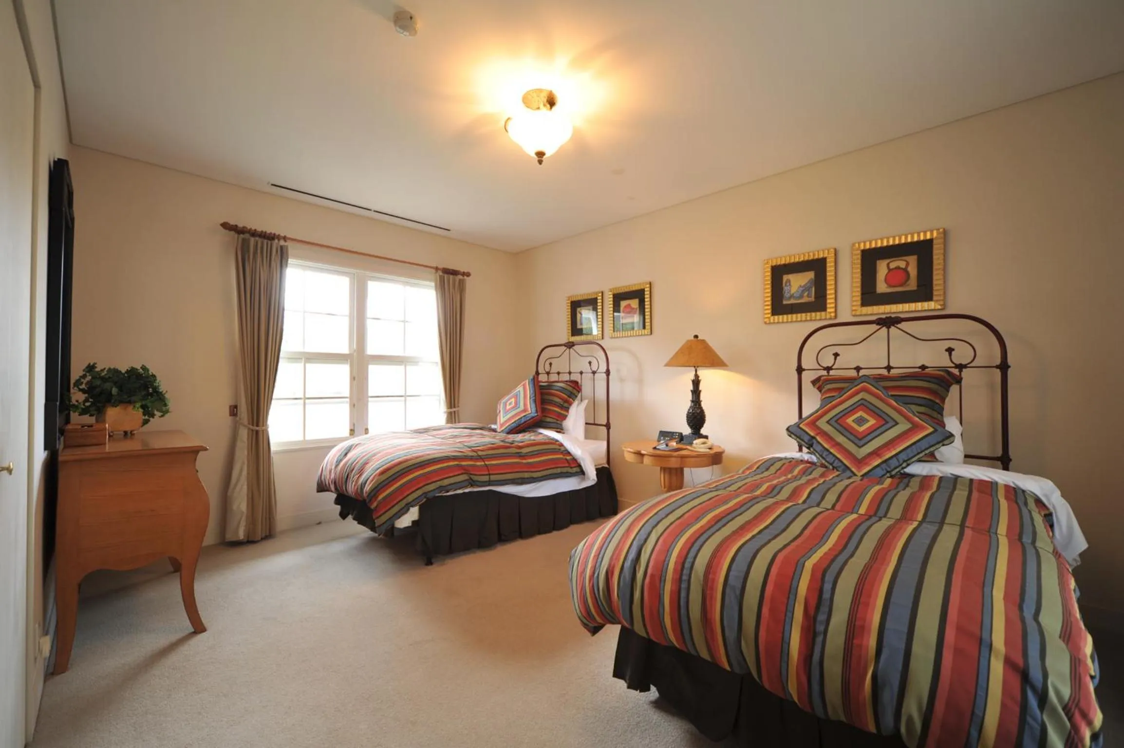 Bed in Forest Hills Garden