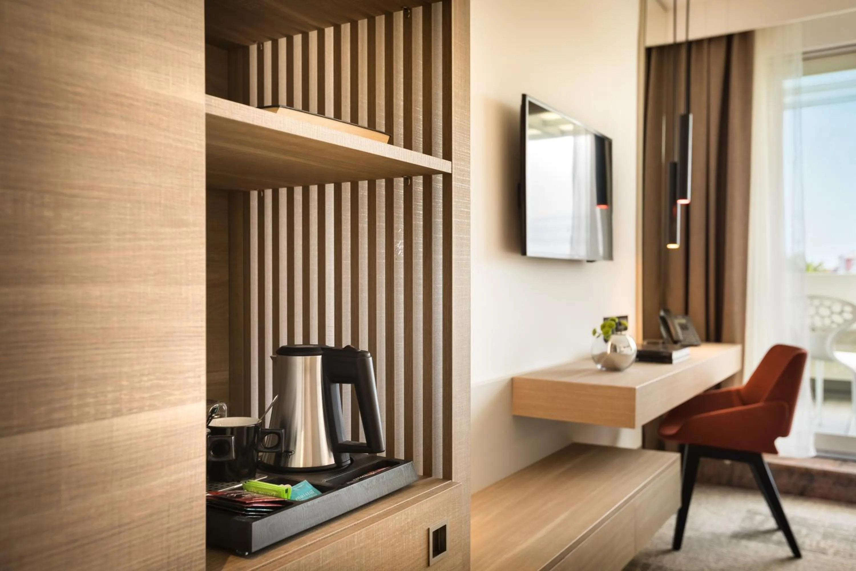 Coffee/tea facilities in Eden Hotel by Maistra Collection