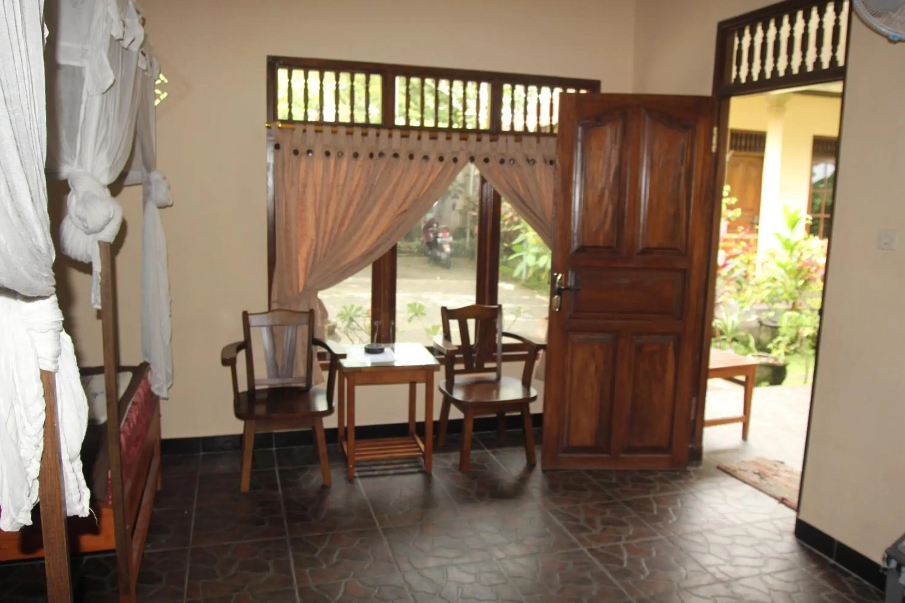 Standard Twin Room - single occupancy in Surya Homestay Standard Twin Room - single occupancy in Surya Homestay