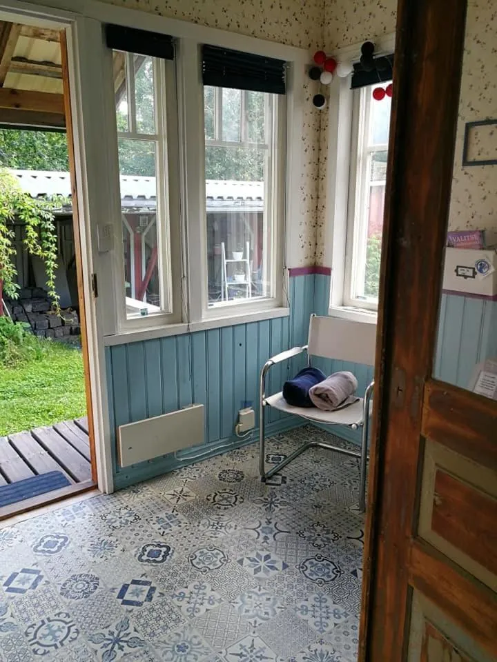 Facade/entrance in Kirkkokadun Amanda ja Olga