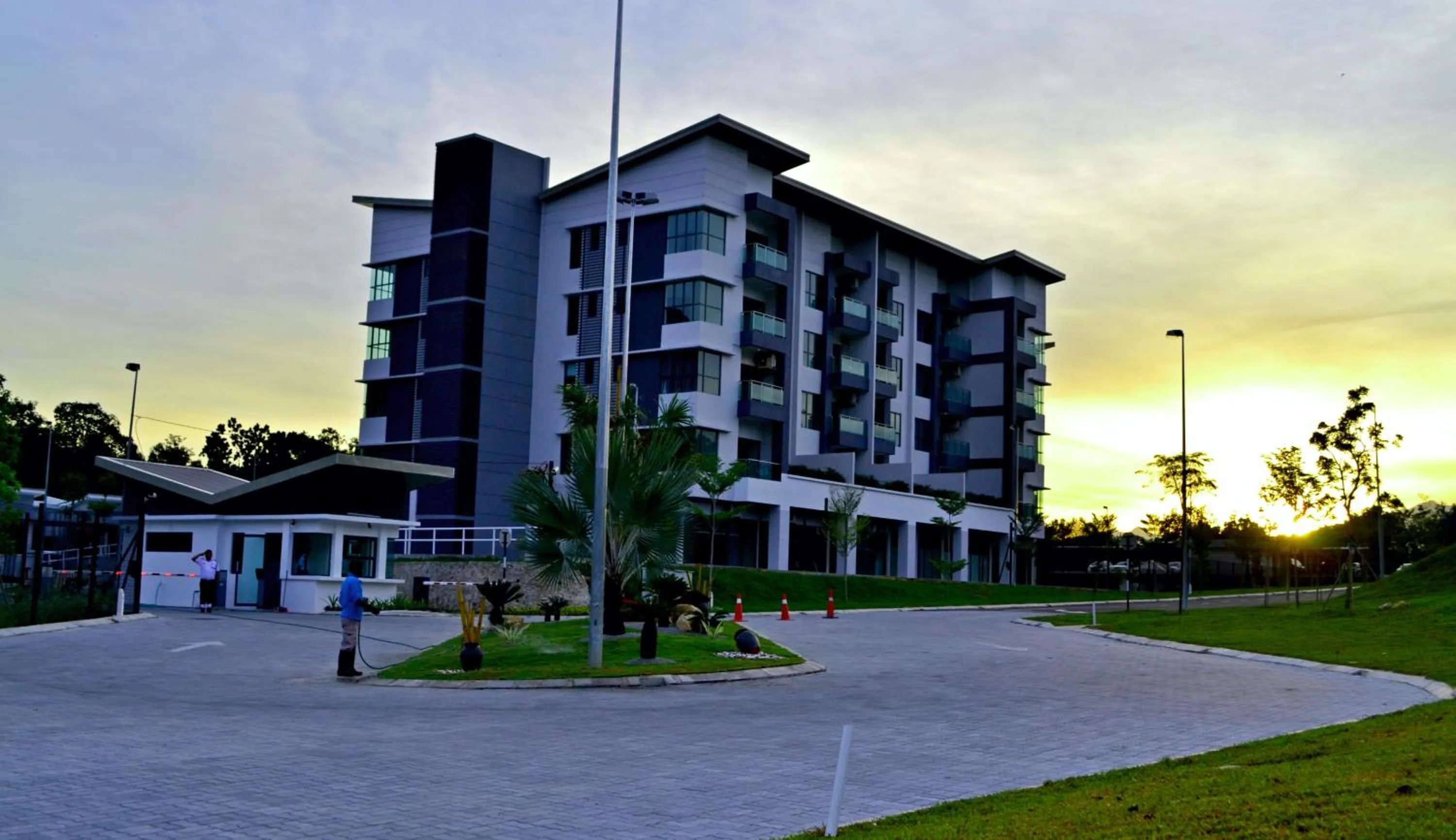 Facade/entrance in Meru Suites at Meru Valley Resort