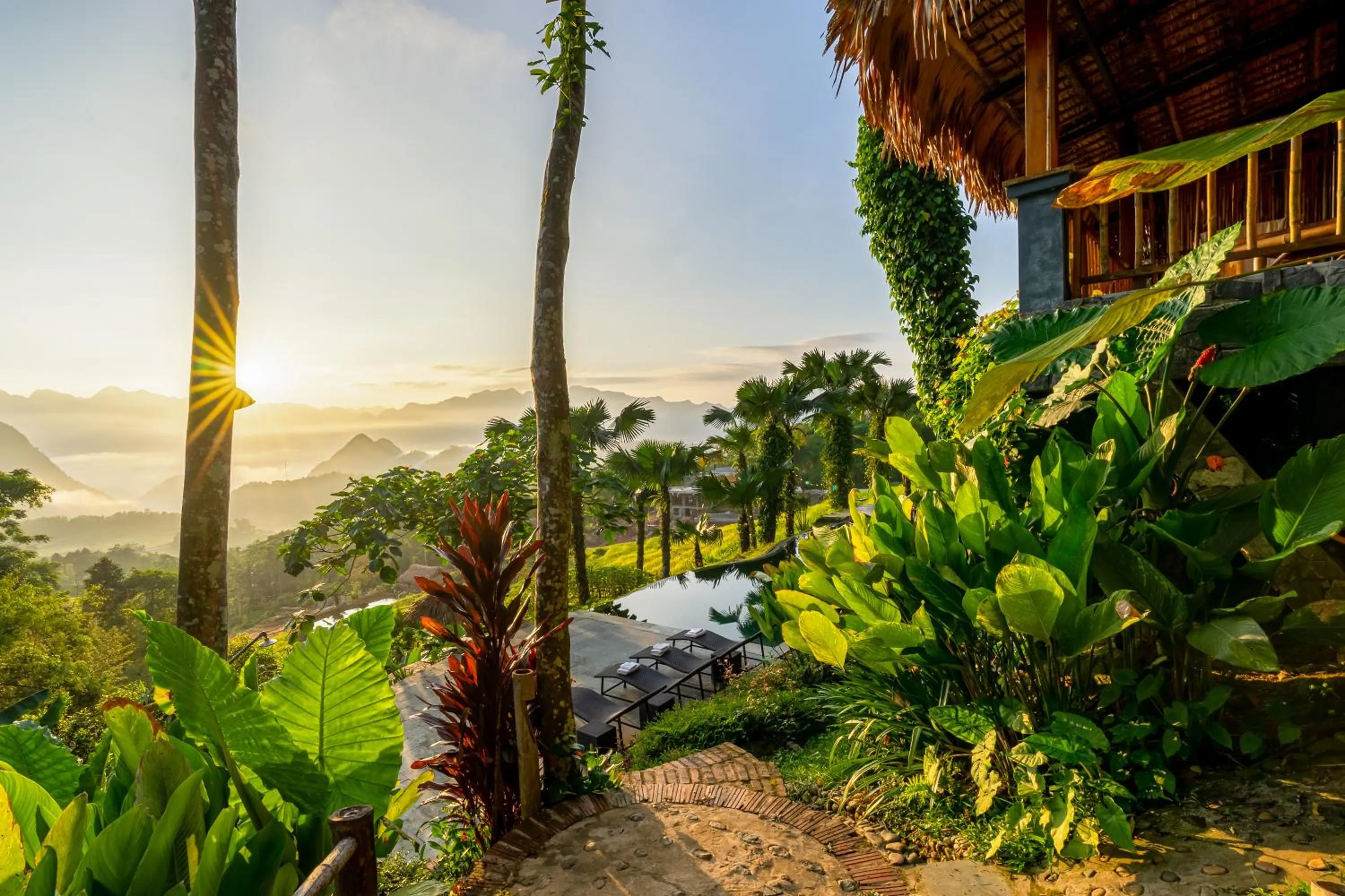 Swimming pool in Puluong Retreat