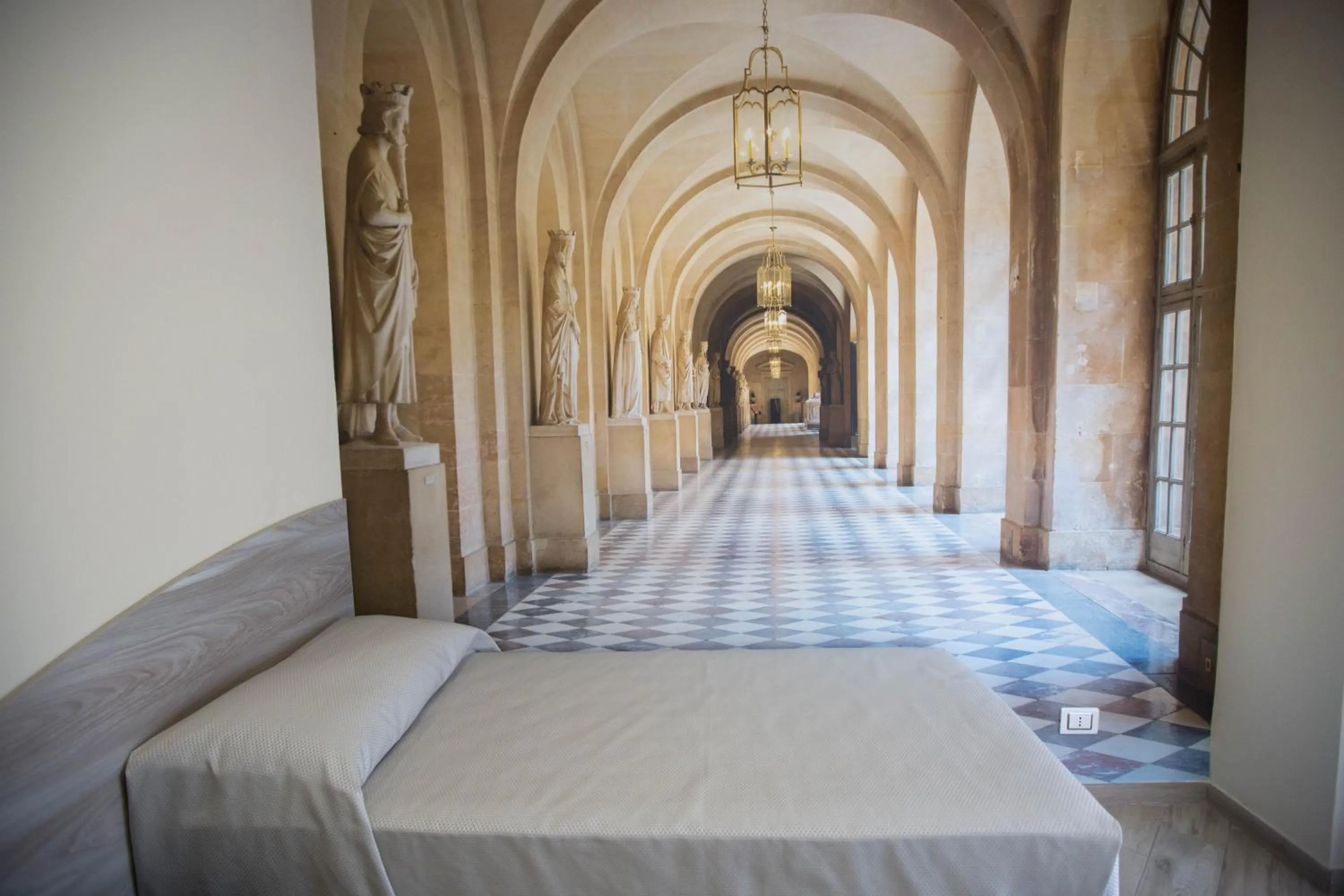 Photo of the whole room, Bed in 4 Rent