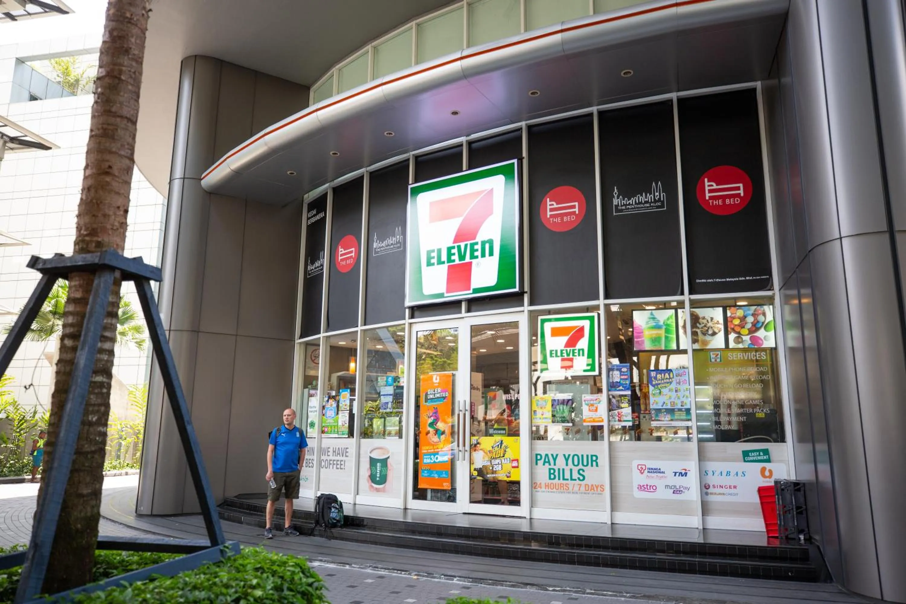 Supermarket/grocery shop in Vortex KLCC by Luxury Suites Asia