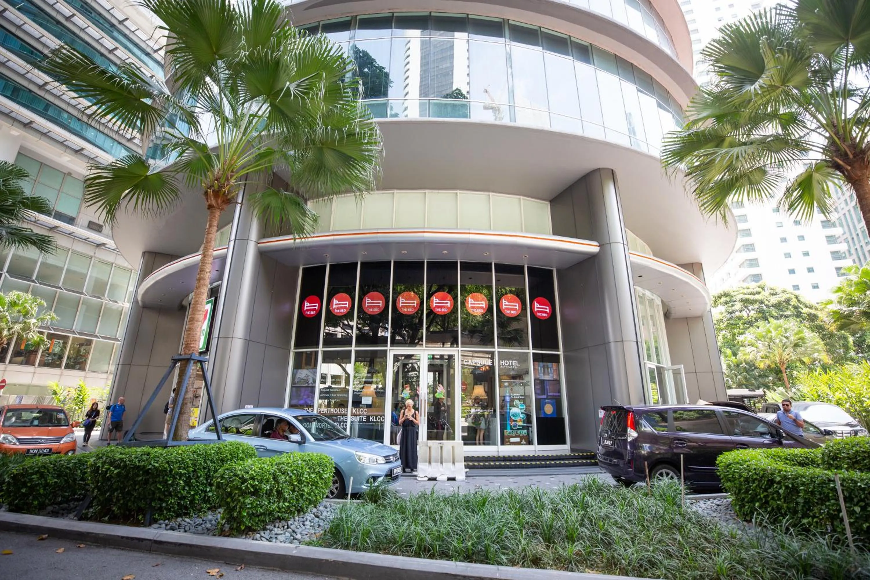 Facade/entrance in Vortex KLCC by Luxury Suites Asia