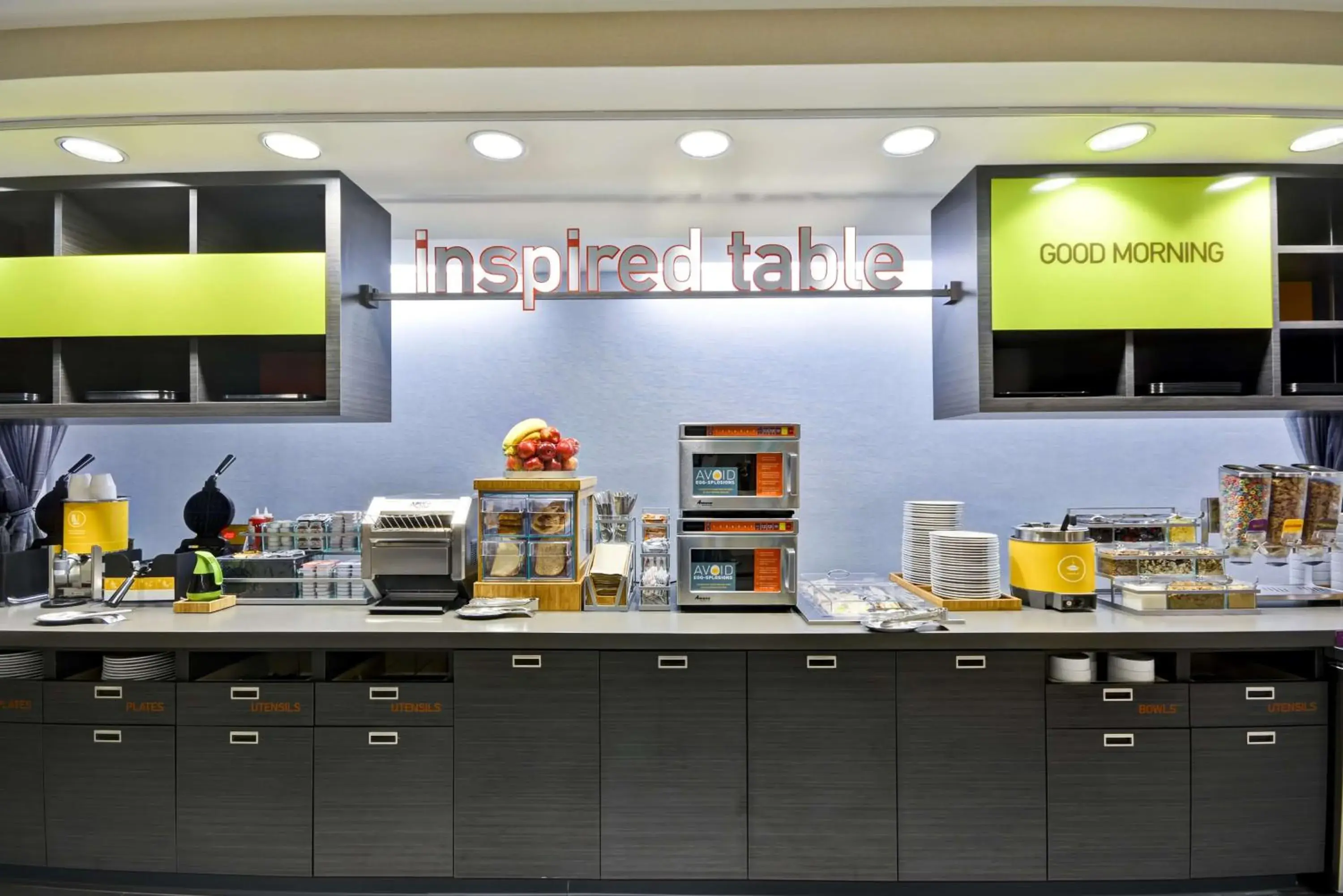 Breakfast in Home2 Suites By Hilton Dallas Addison Breakfast in Home2 Suites By Hilton Dallas Addison