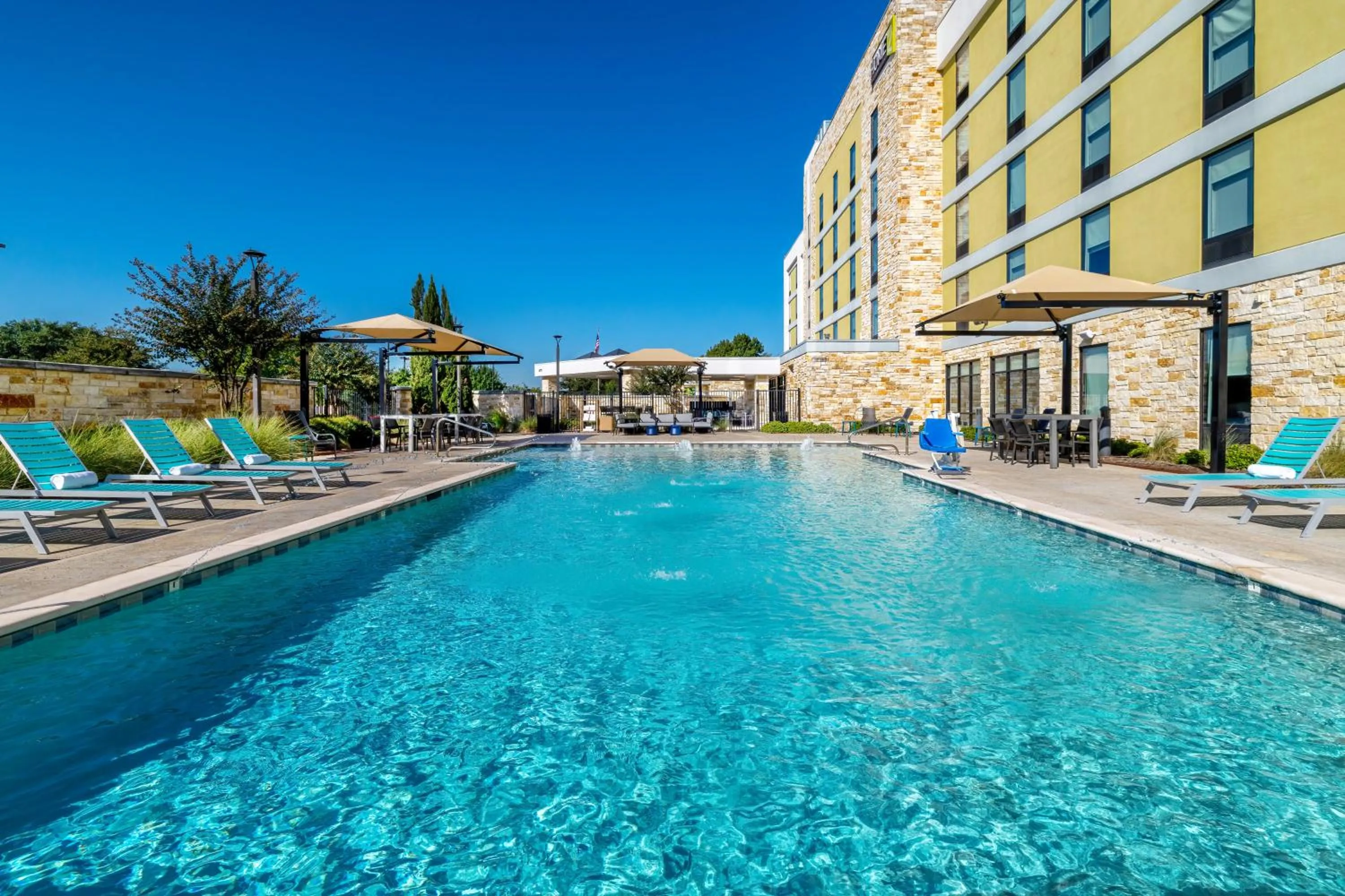 Swimming pool in Home2 Suites By Hilton Dallas Addison