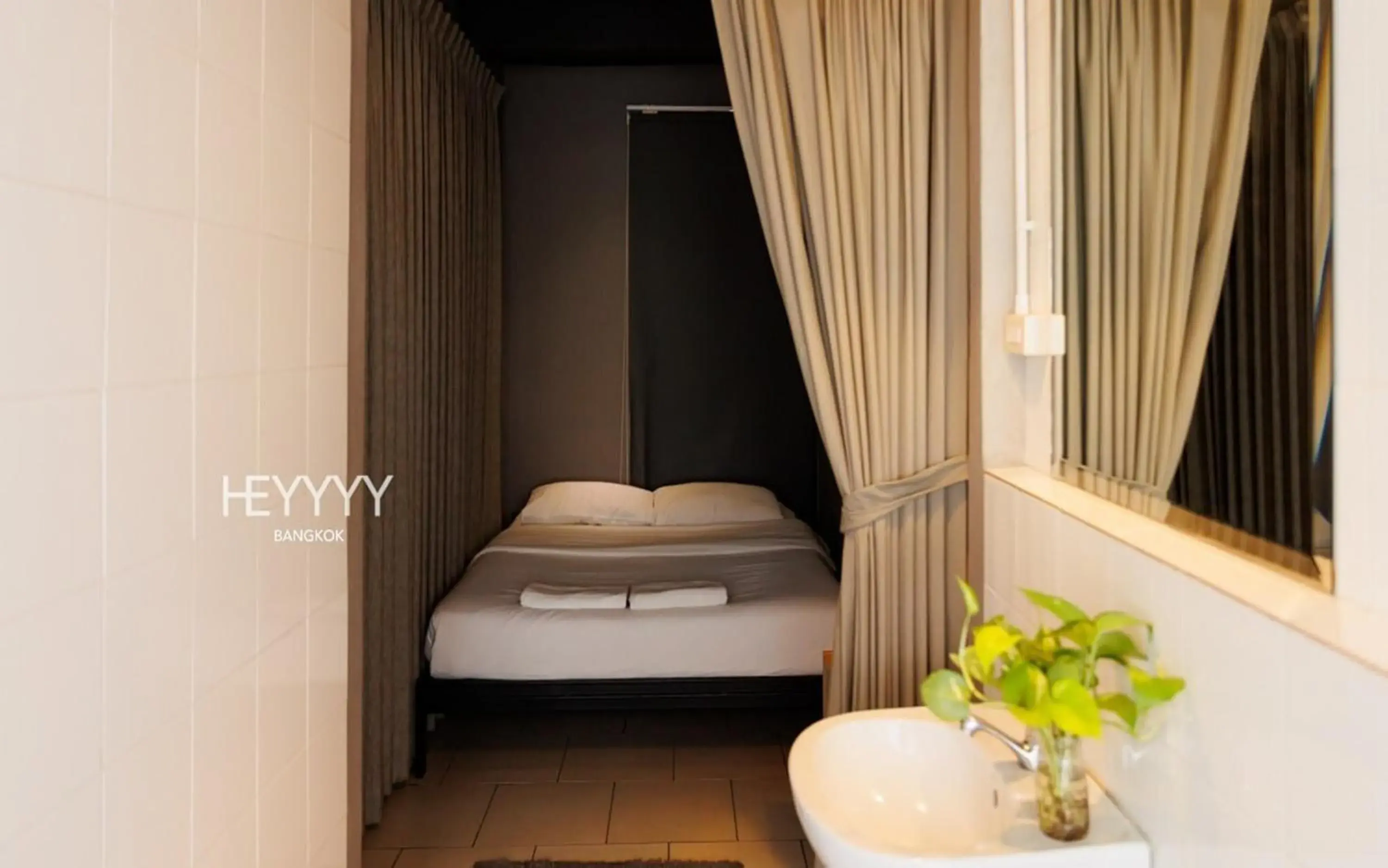 Standard Queen Room in Heyyyy Bangkok Standard Queen Room in Heyyyy Bangkok