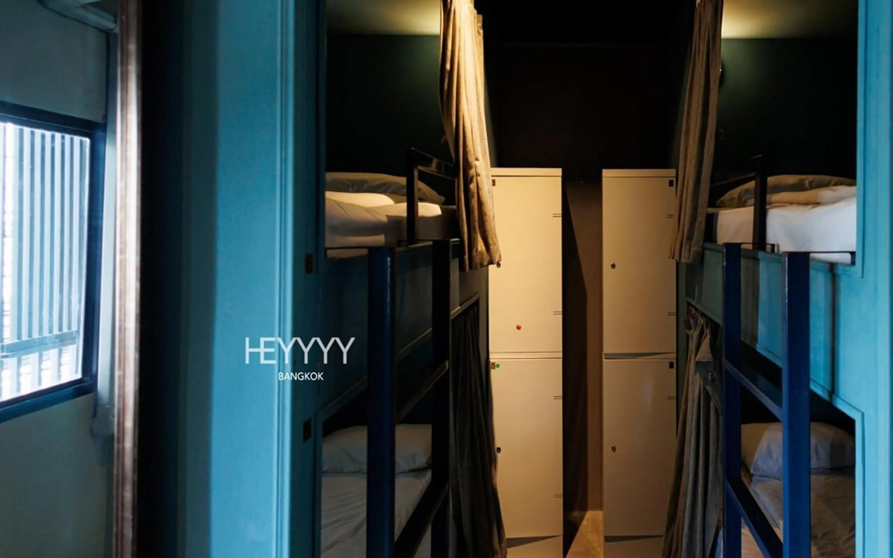 Bed in Heyyyy Bangkok