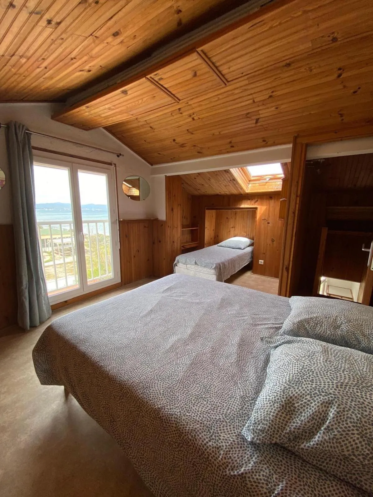 Photo of the whole room in Le Surplage