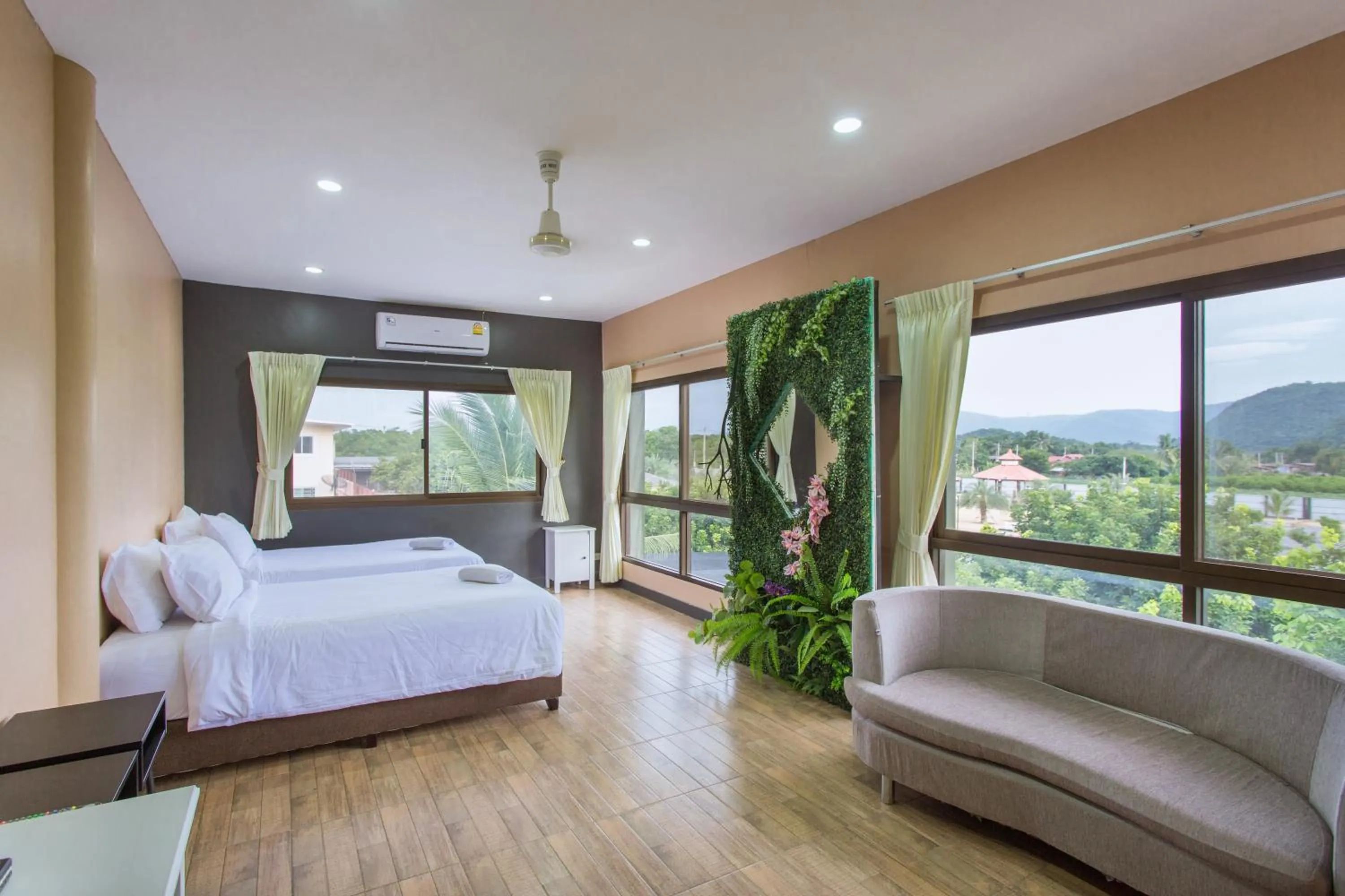 Bedroom, Bed in Grandsiri Resort KhaoYai