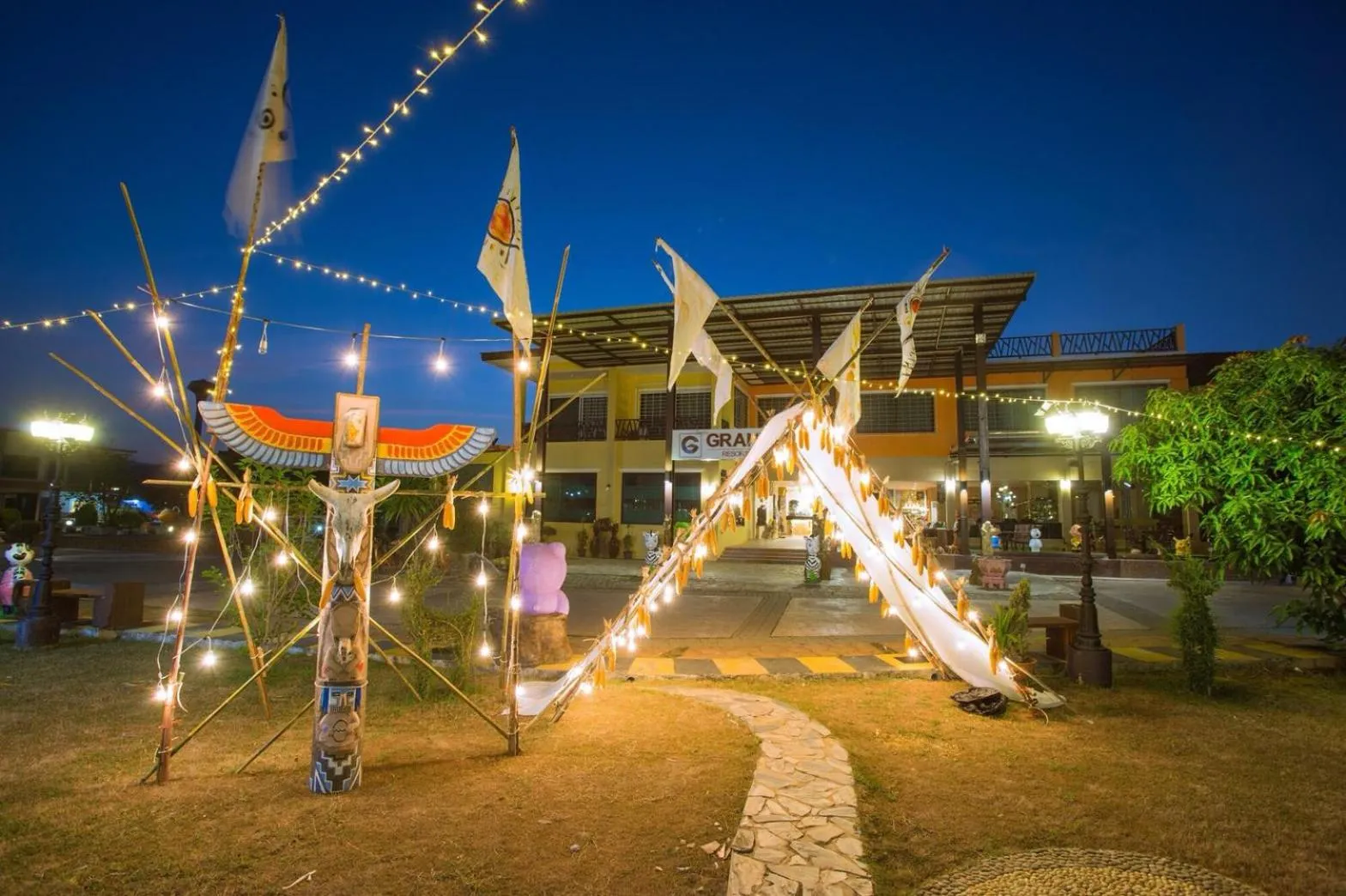 Entertainment in Grandsiri Resort KhaoYai