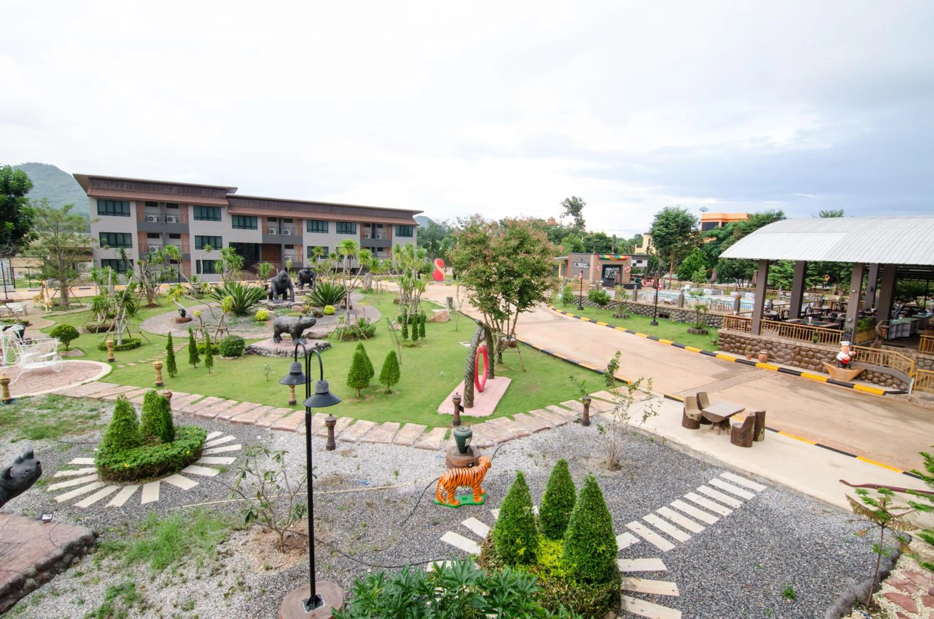 Garden view in Grandsiri Resort KhaoYai