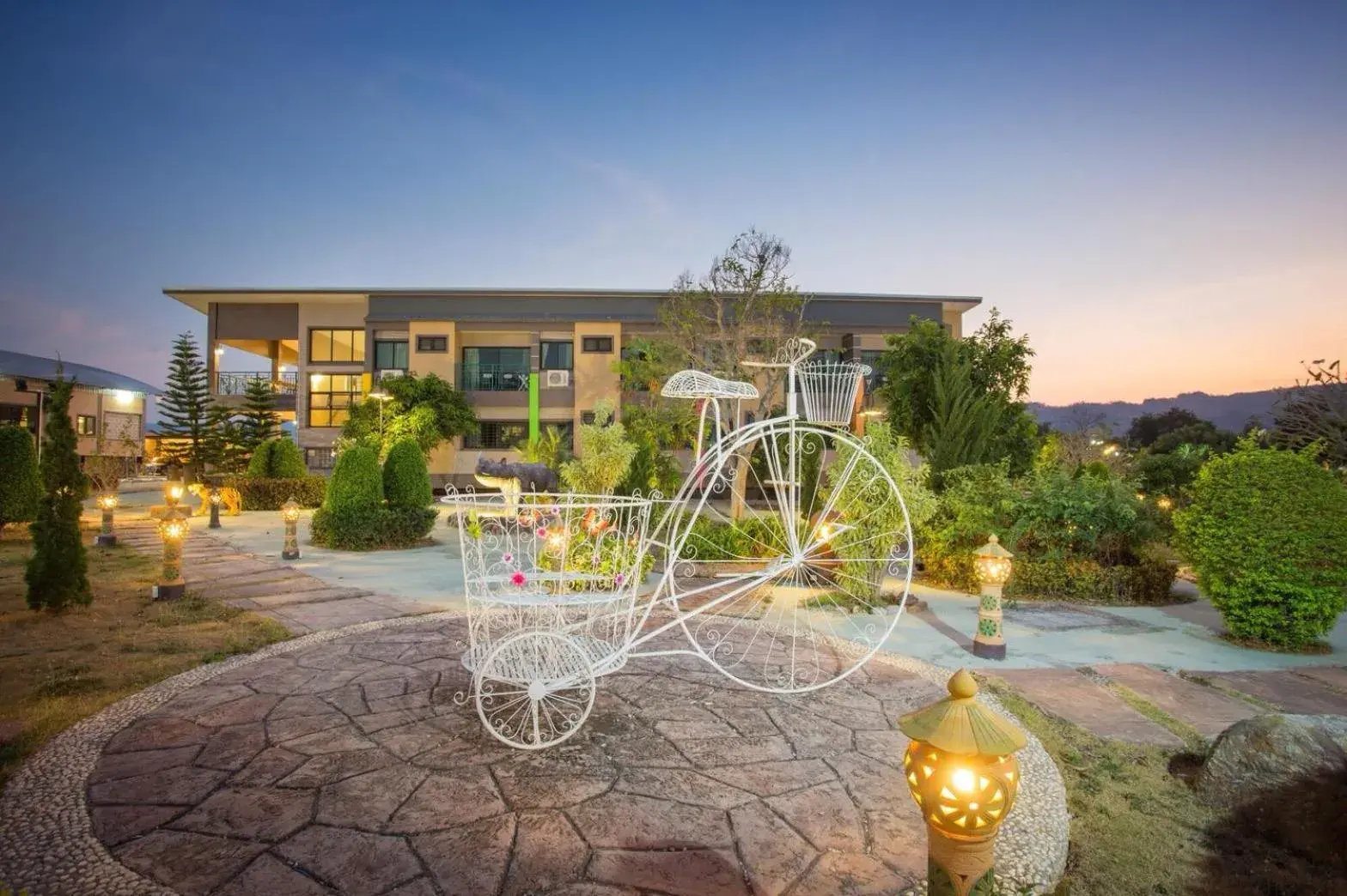 Garden view in Grandsiri Resort KhaoYai Garden view in Grandsiri Resort KhaoYai