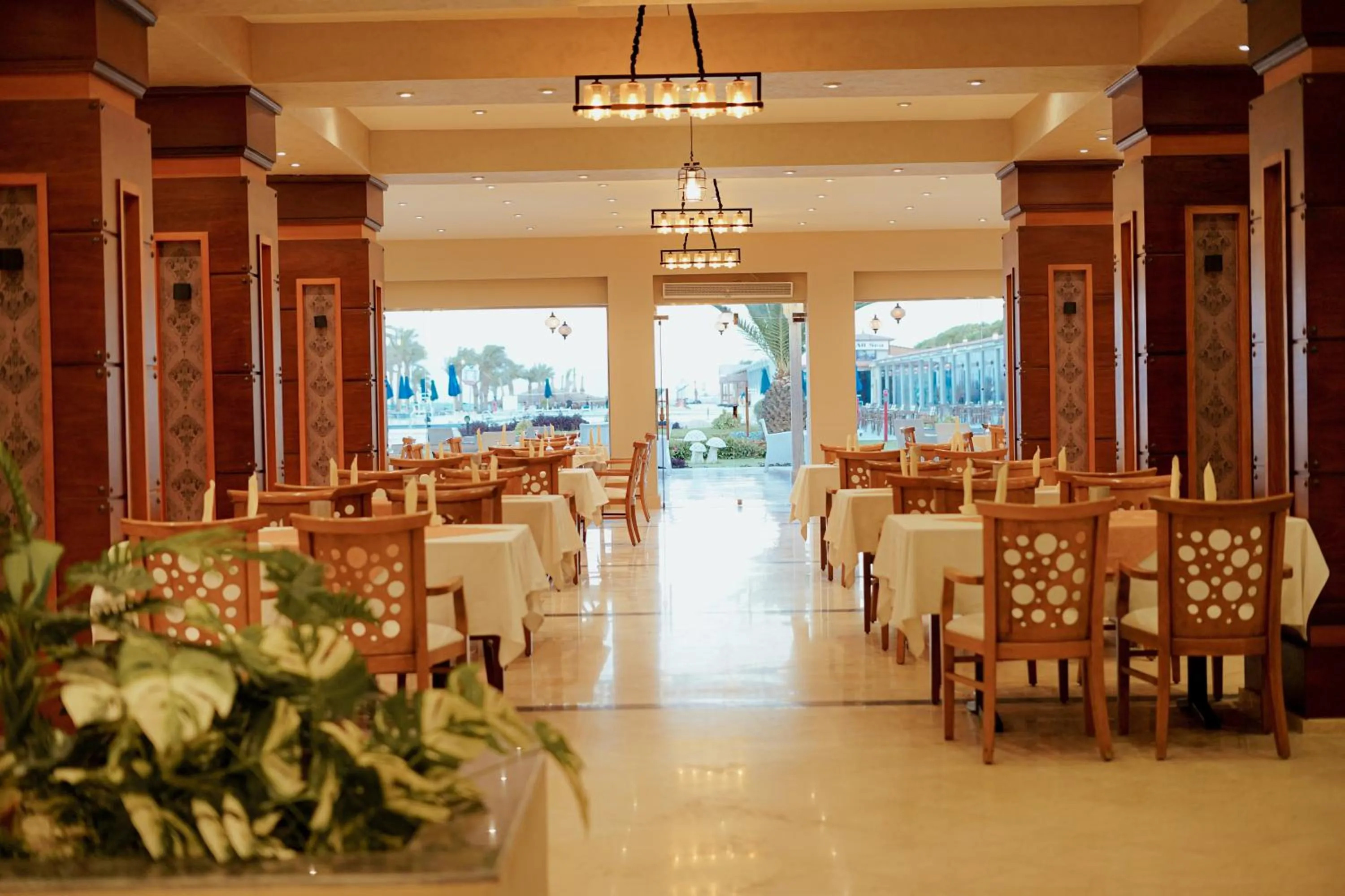 Restaurant/places to eat in Gravity Hotel & Aqua Park Hurghada Families and Couples Only