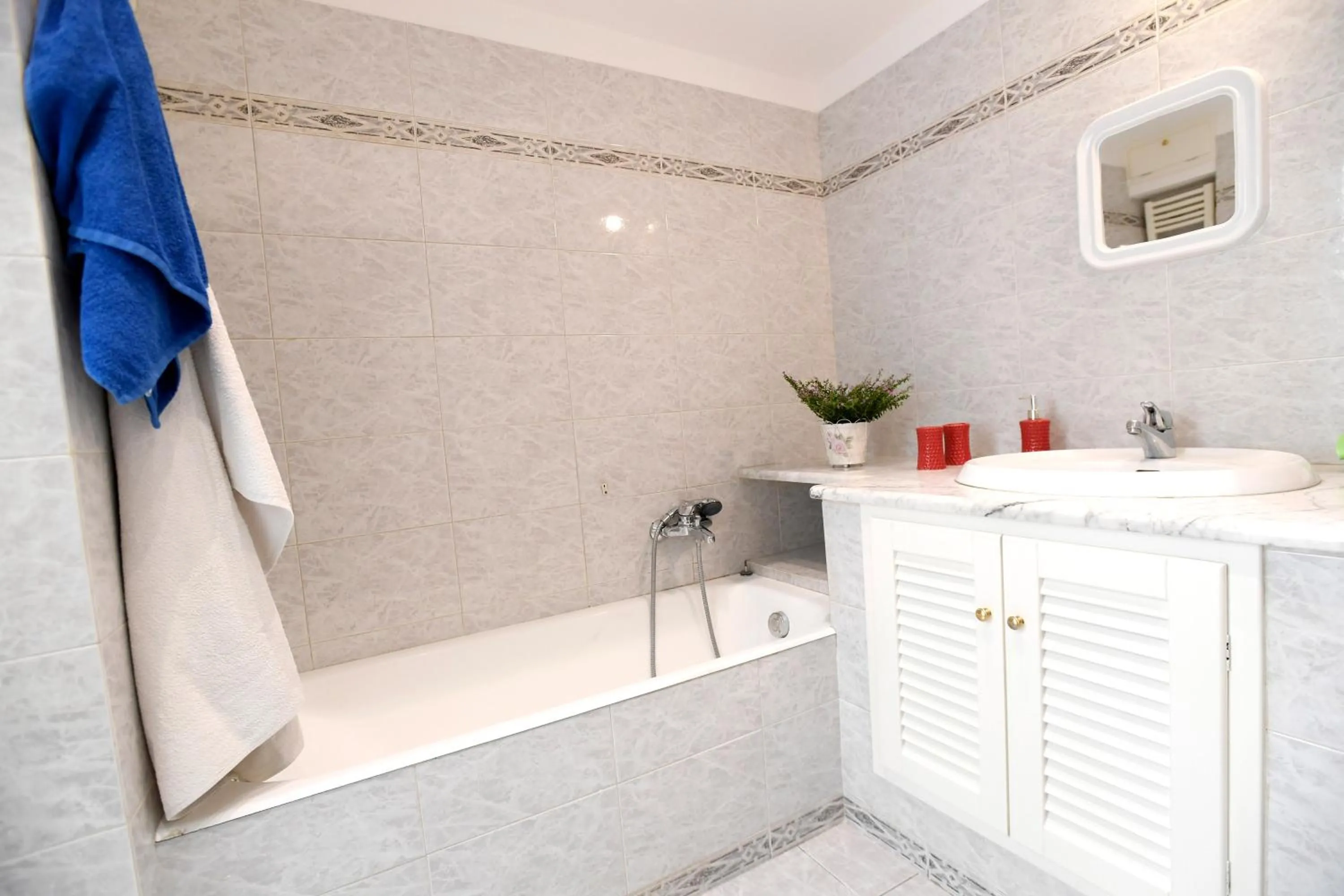 Bathroom in Big House Colosseum