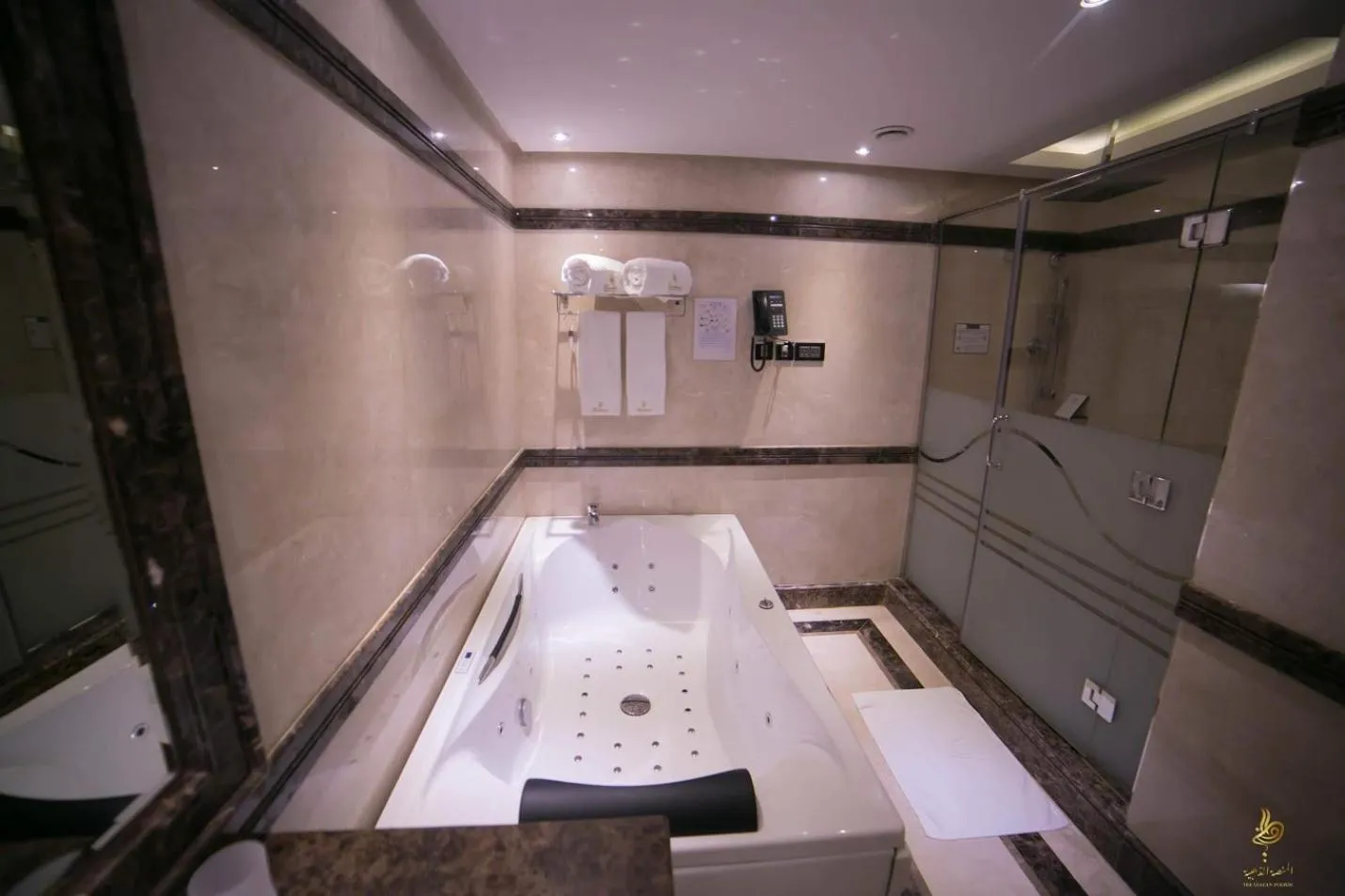 Shower in Casablanca Grand Hotel