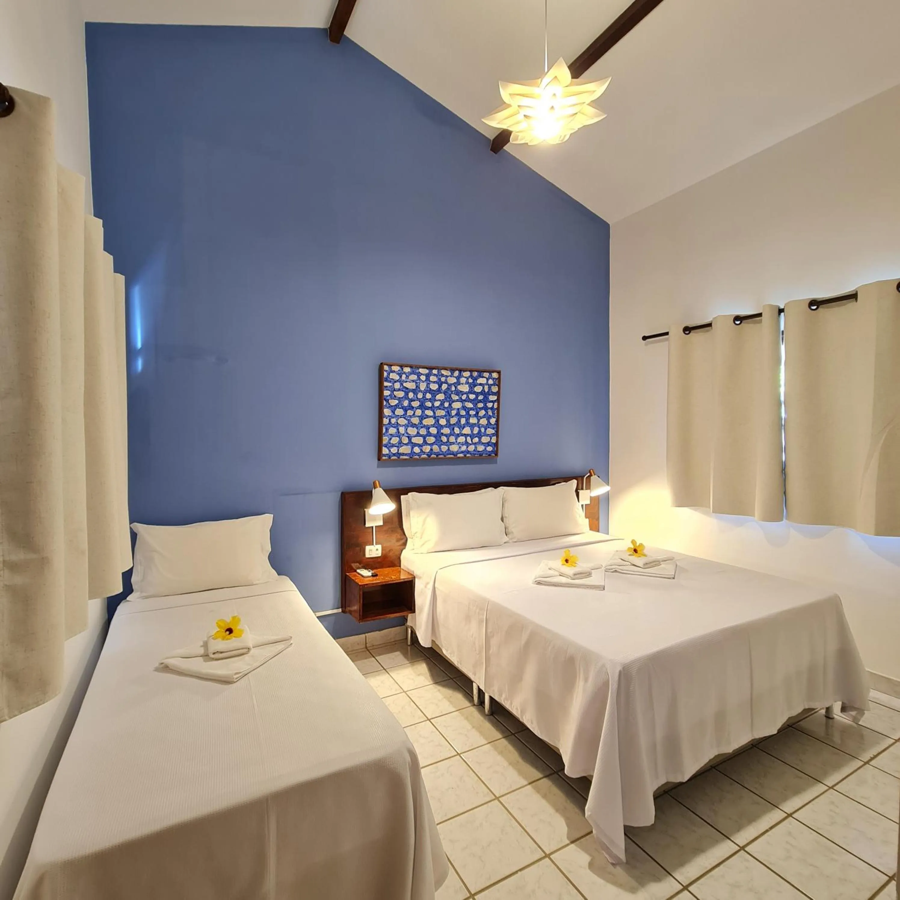 Photo of the whole room, Bed in Pousada Arriba Pipa