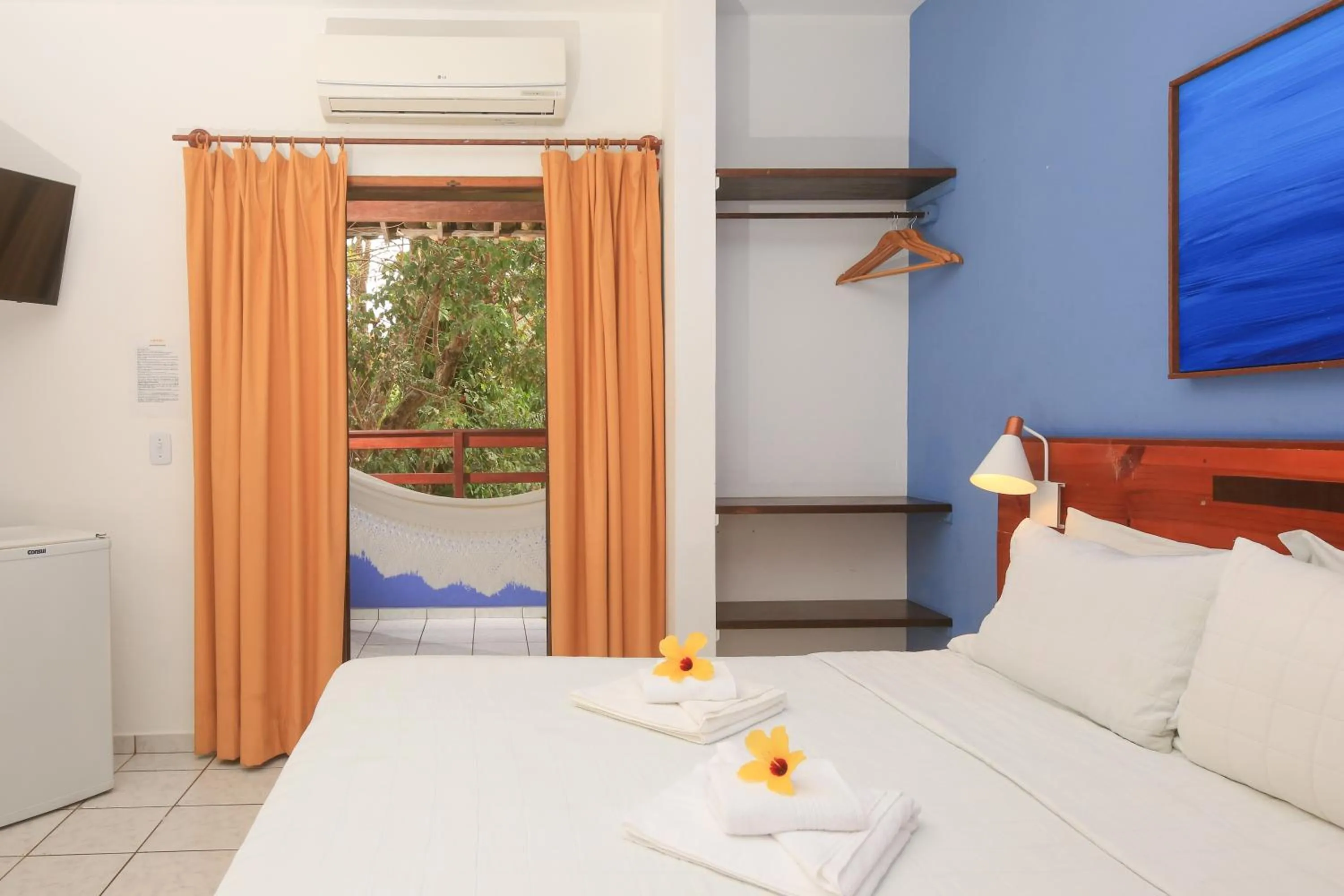 View (from property/room), Bed in Pousada Arriba Pipa