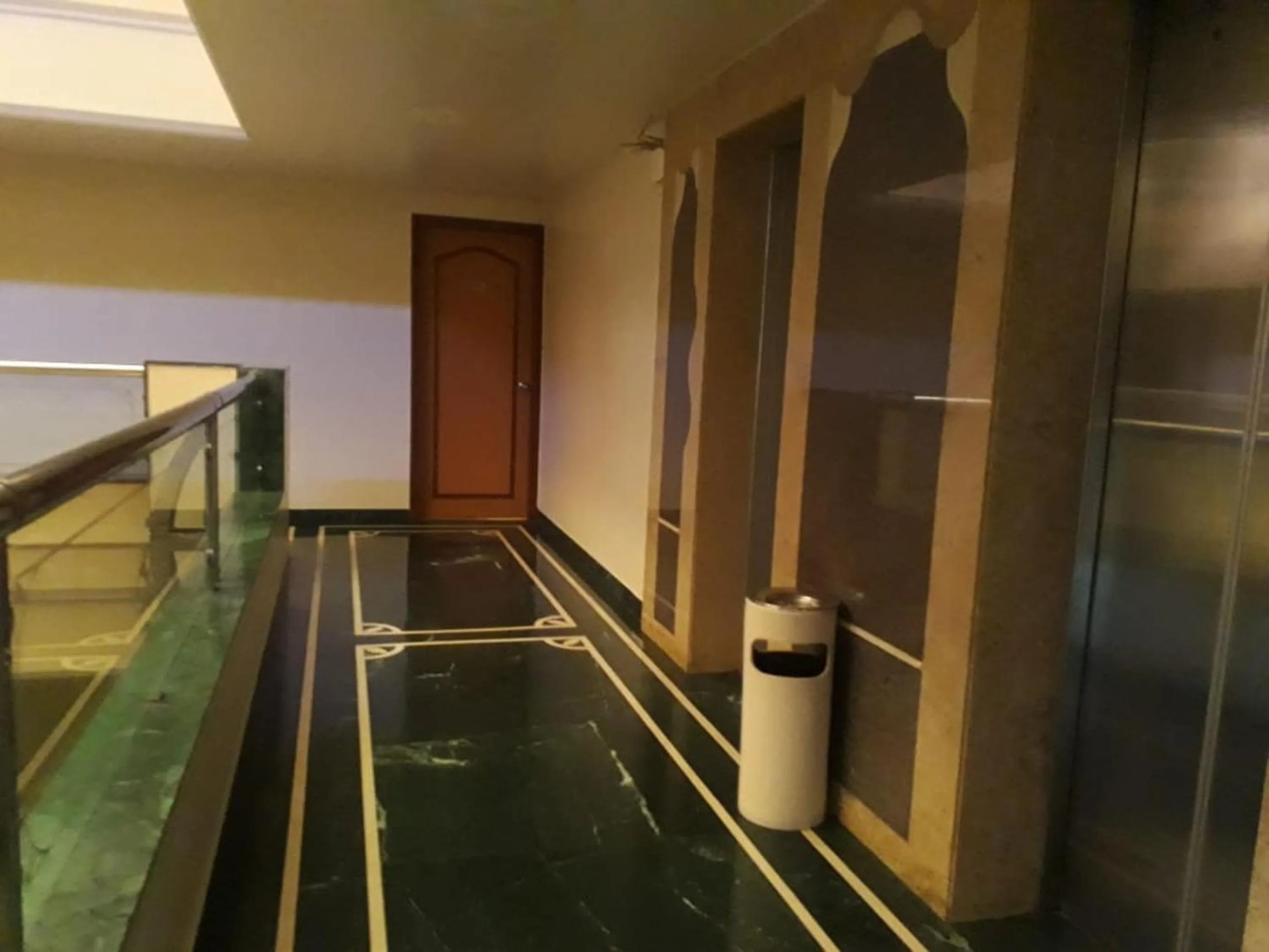 Area and facilities in The Samrat Hotel near Pune Railway Station