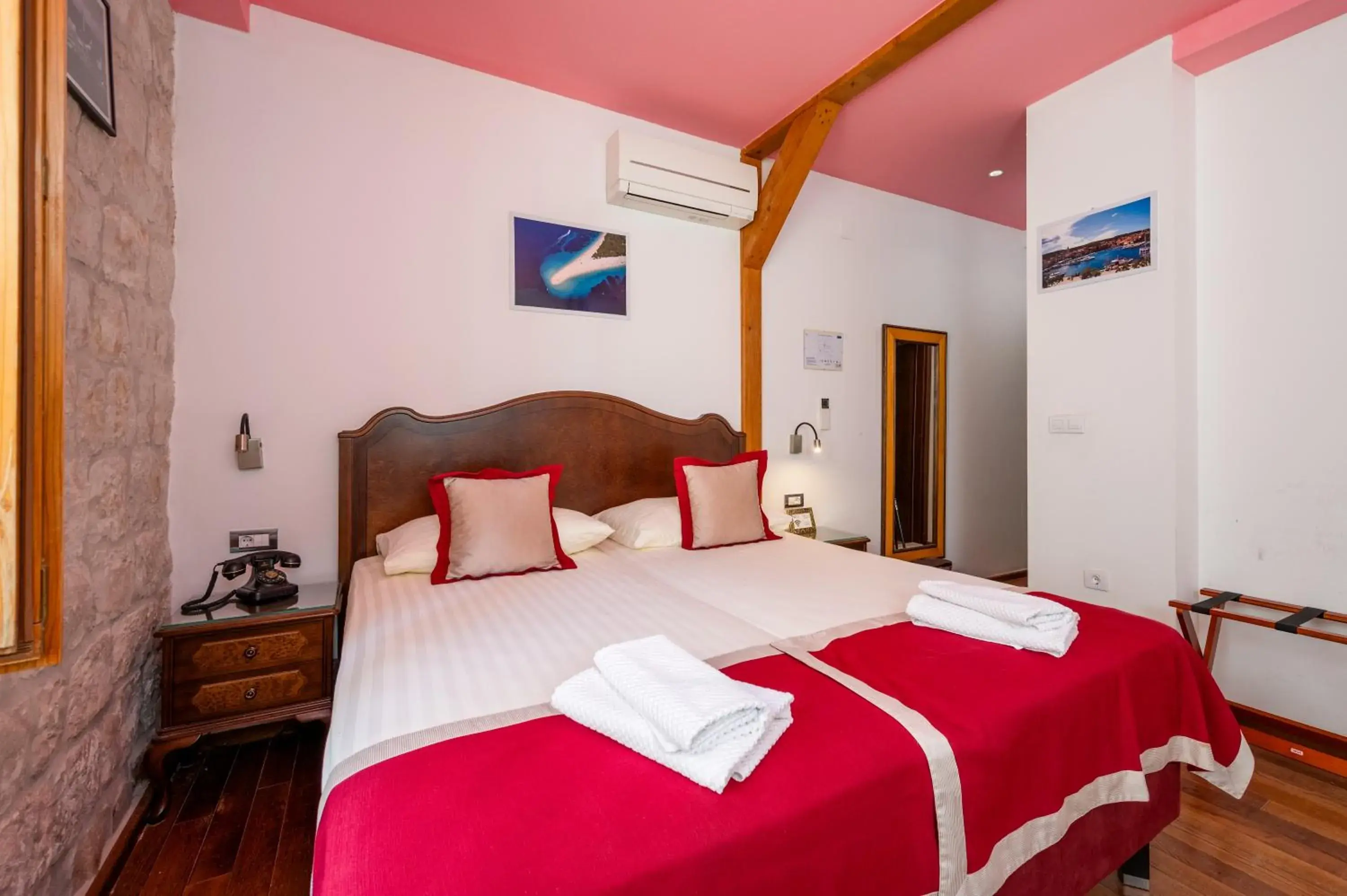 Bedroom, Bed in Heritage Hotel Tragos Bedroom, Bed in Heritage Hotel Tragos