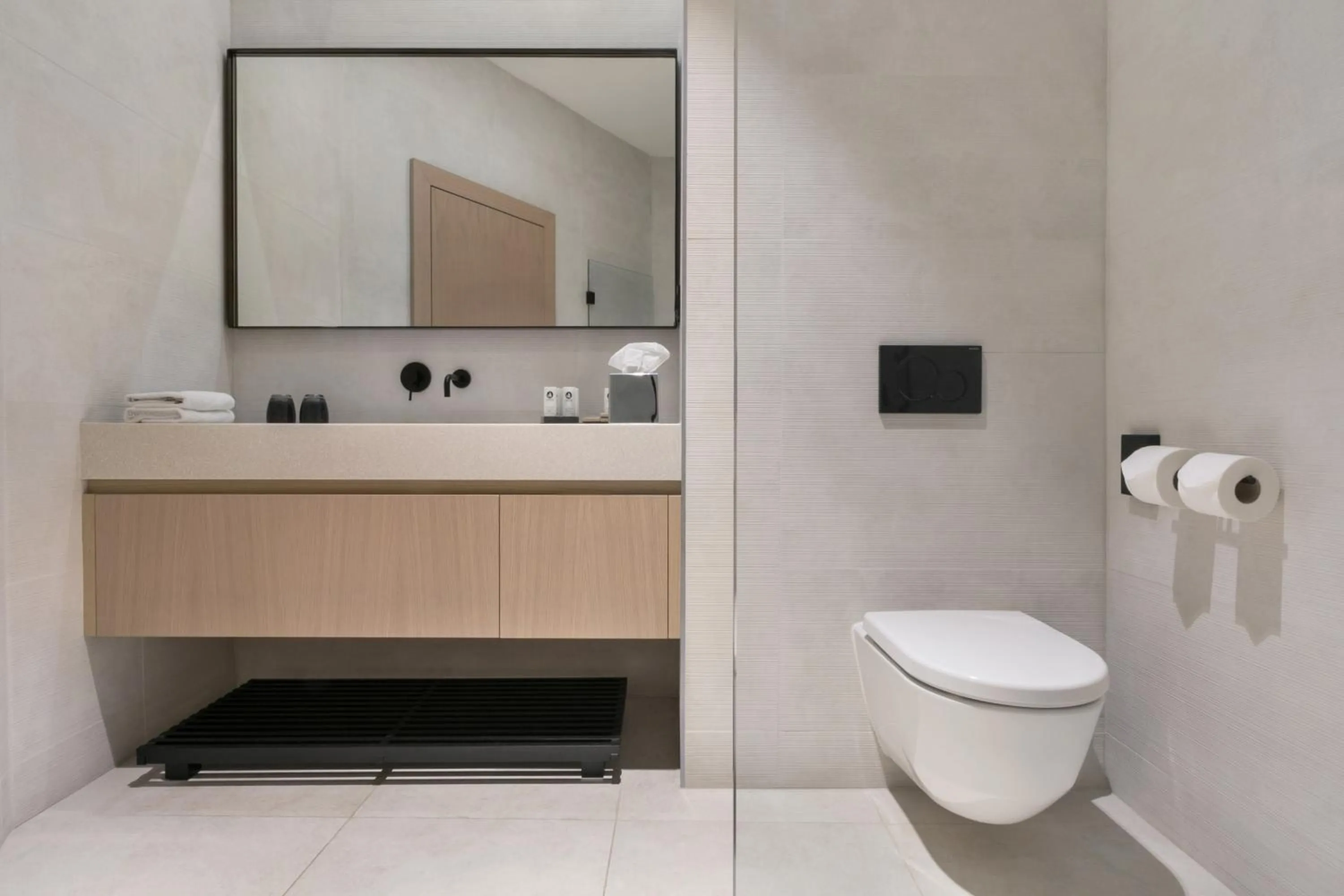 Toilet in Amfora Hvar Grand Beach Resort