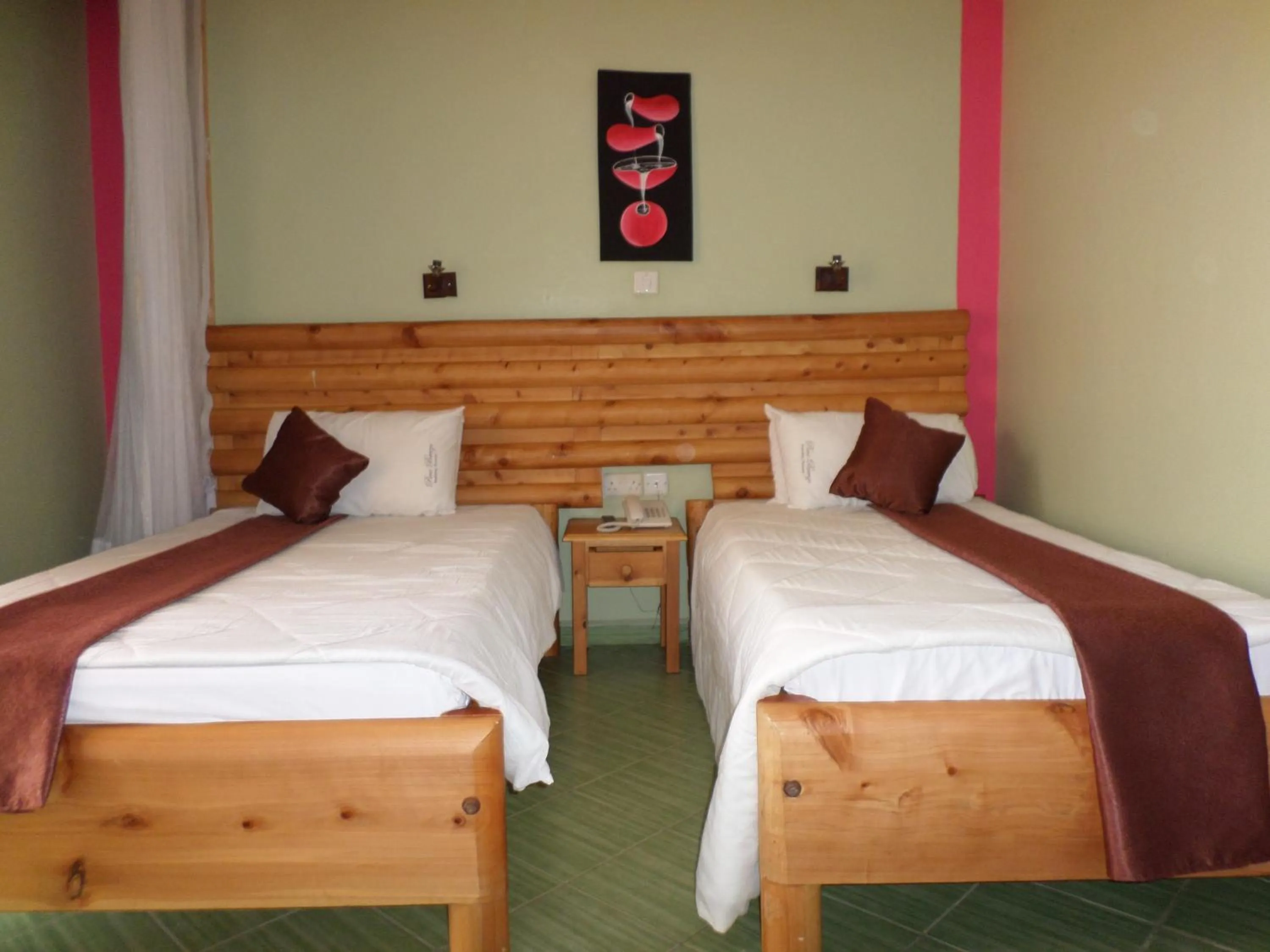 Bed in Pinebreeze Holiday Resort