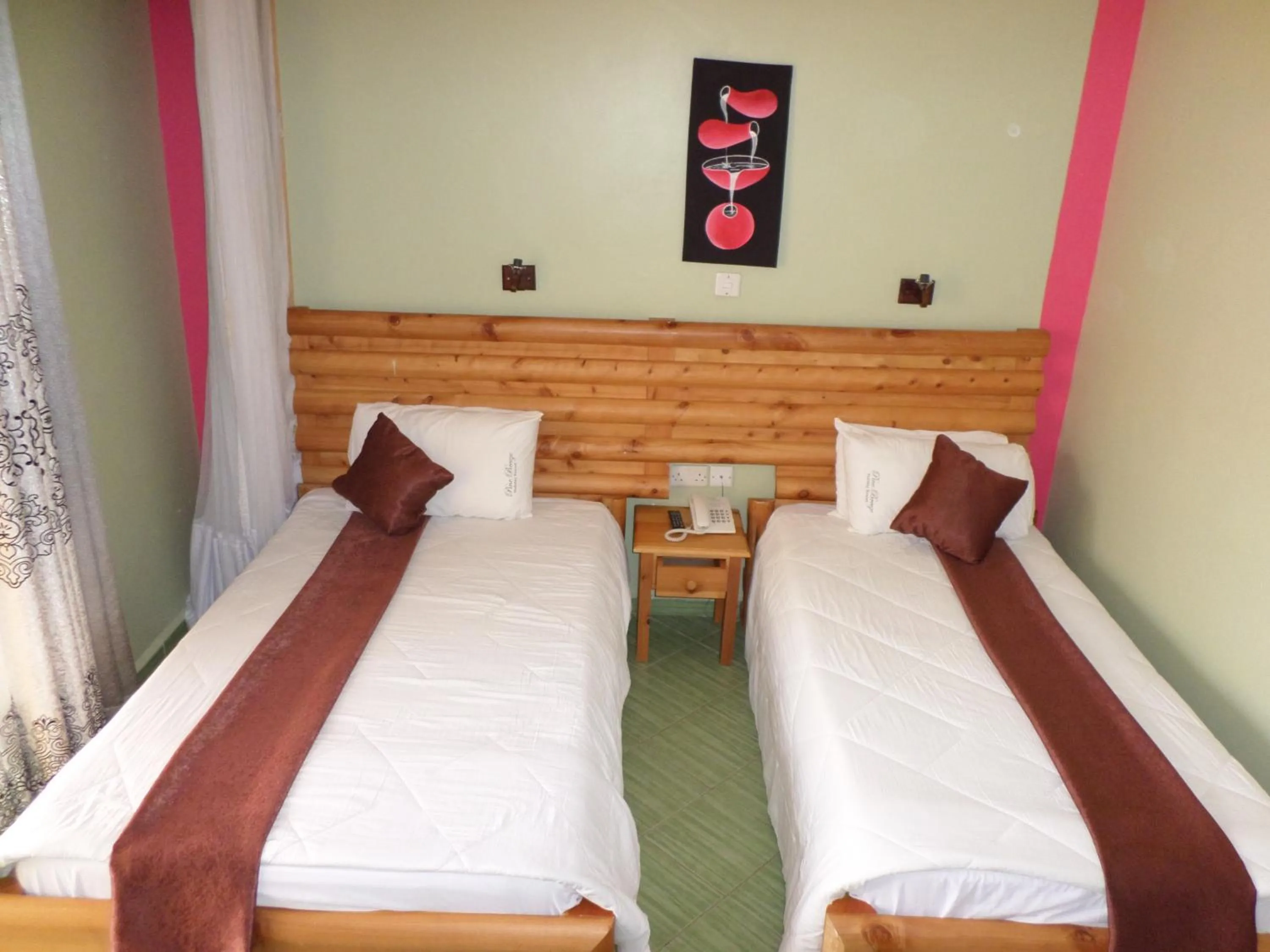 Bed in Pinebreeze Holiday Resort