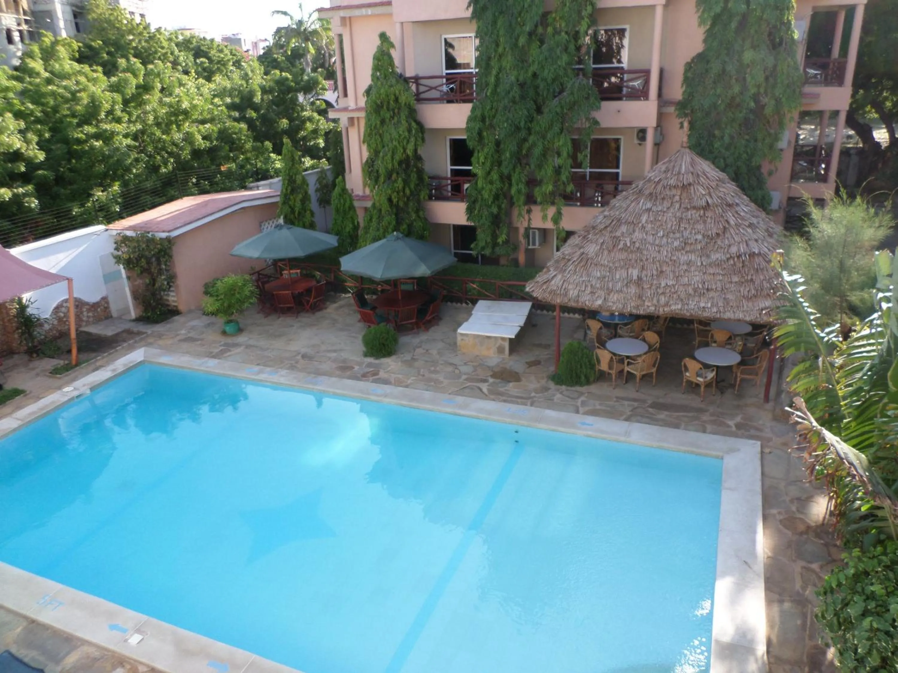 Restaurant/places to eat in Pinebreeze Holiday Resort