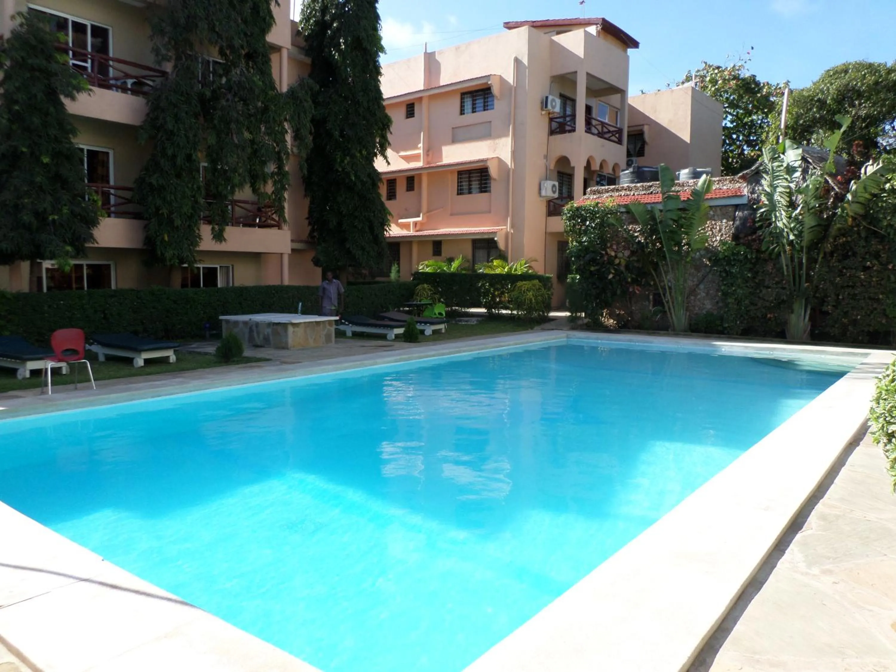 Swimming pool in Pinebreeze Holiday Resort