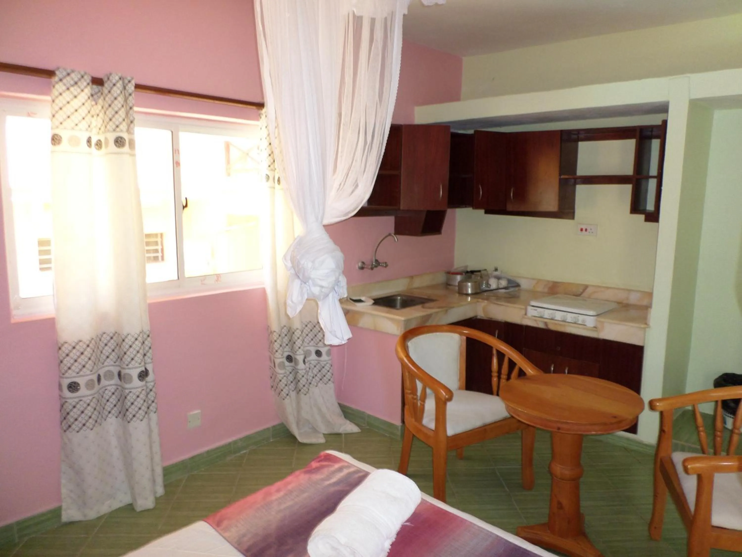 Bed in Pinebreeze Holiday Resort