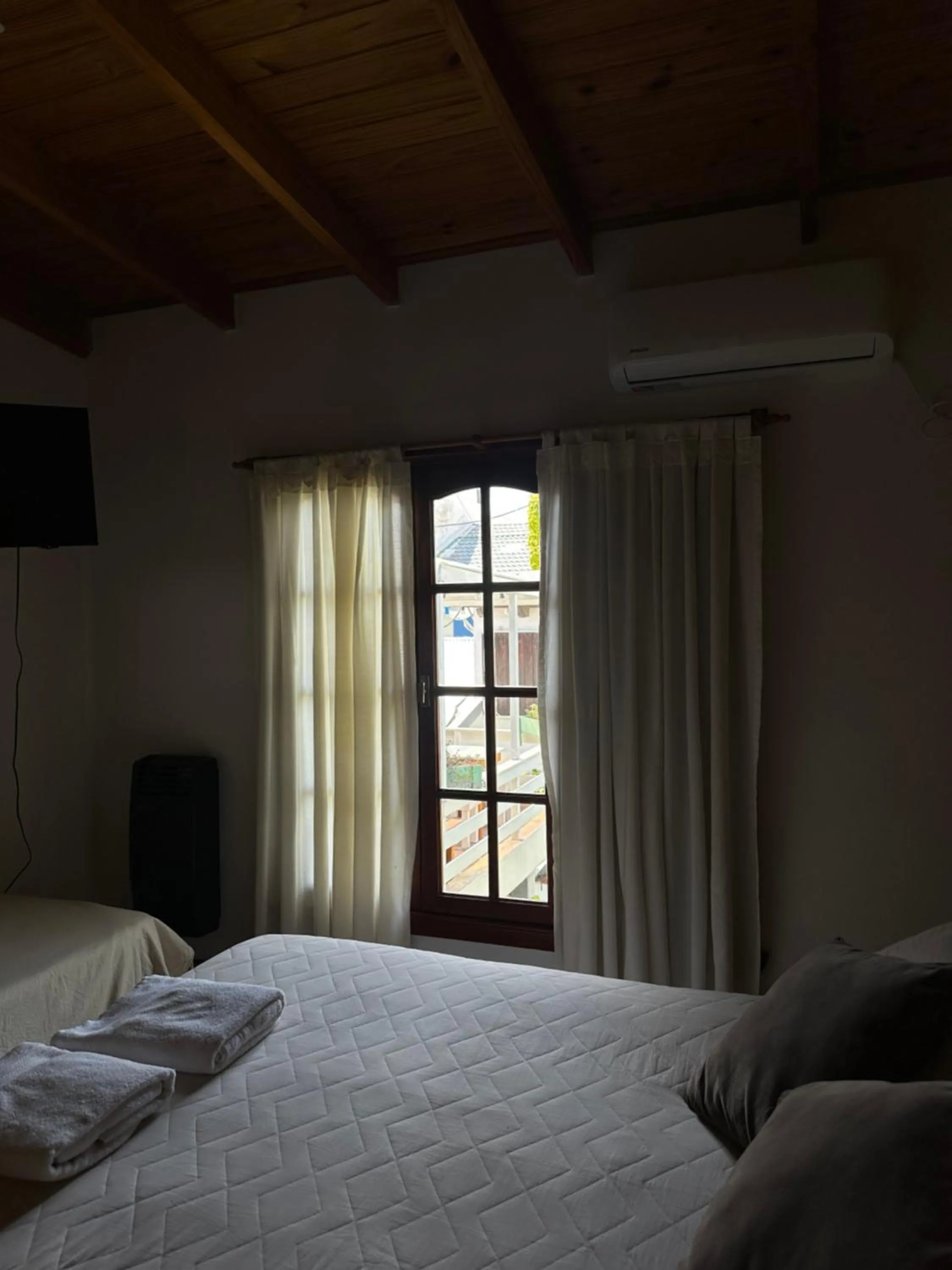 Property building, Bed in Hostería Isabel
