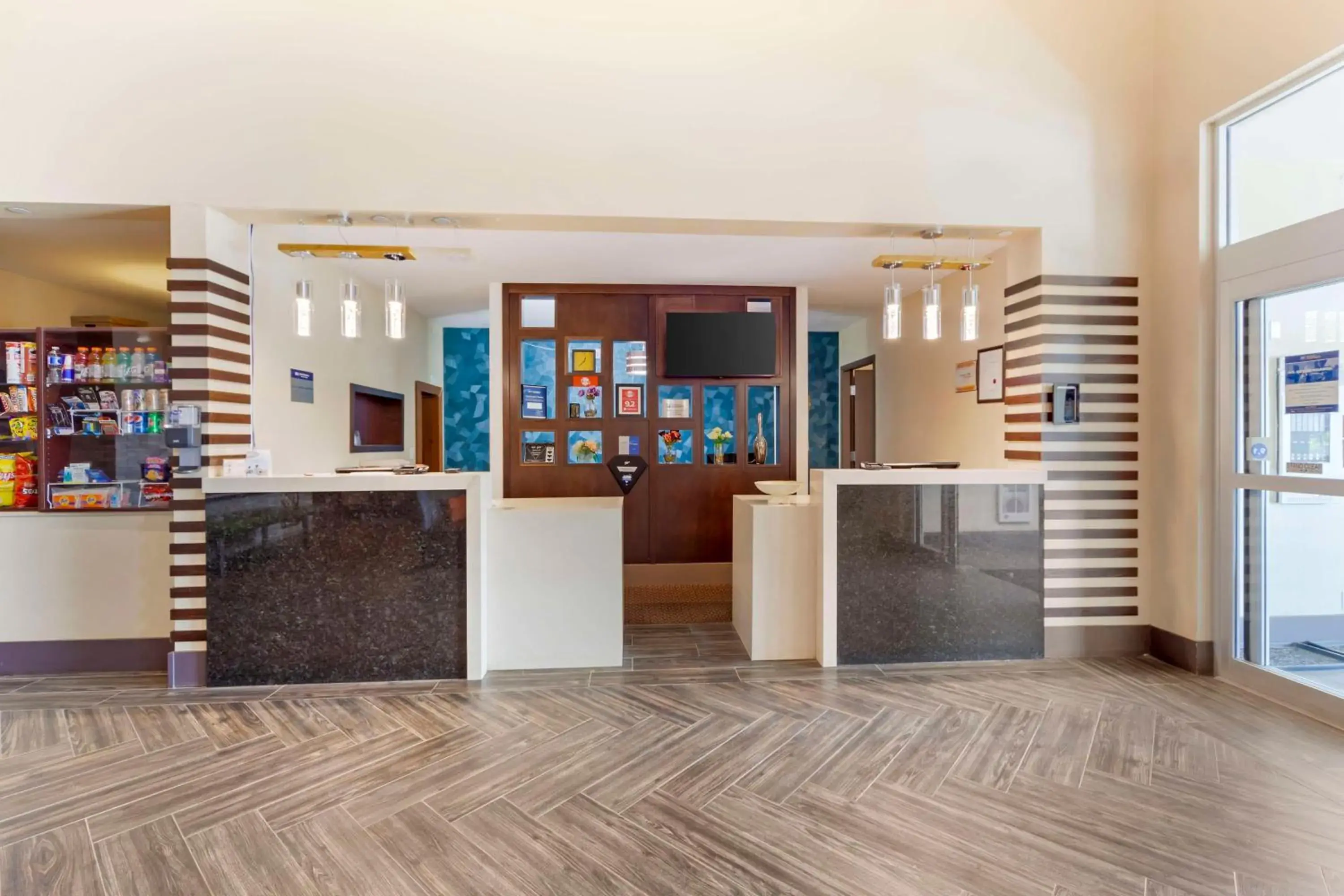 Lobby or reception in Best Western Plus Chateau Fort St. John Lobby or reception in Best Western Plus Chateau Fort St. John