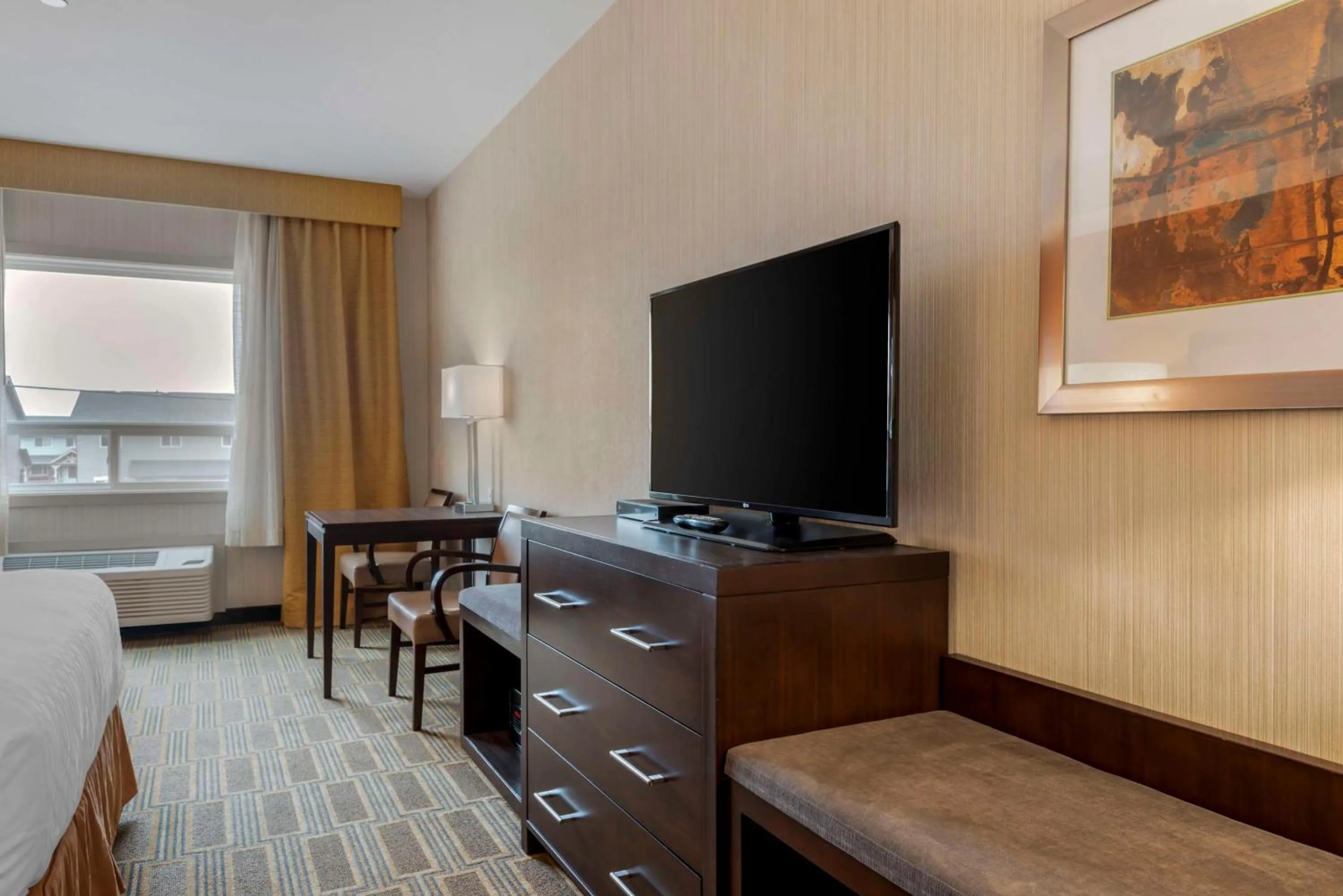 Bedroom in Best Western Plus Chateau Fort St. John