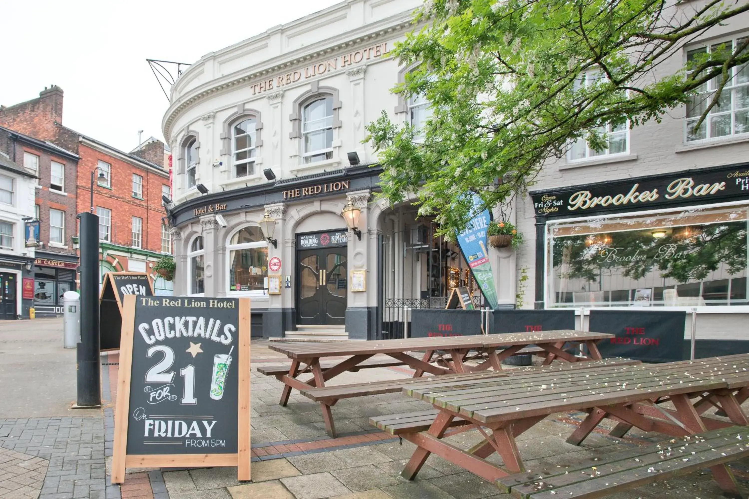 Restaurant/places to eat in OYO The Red Lion Hotel Restaurant/places to eat in OYO The Red Lion Hotel