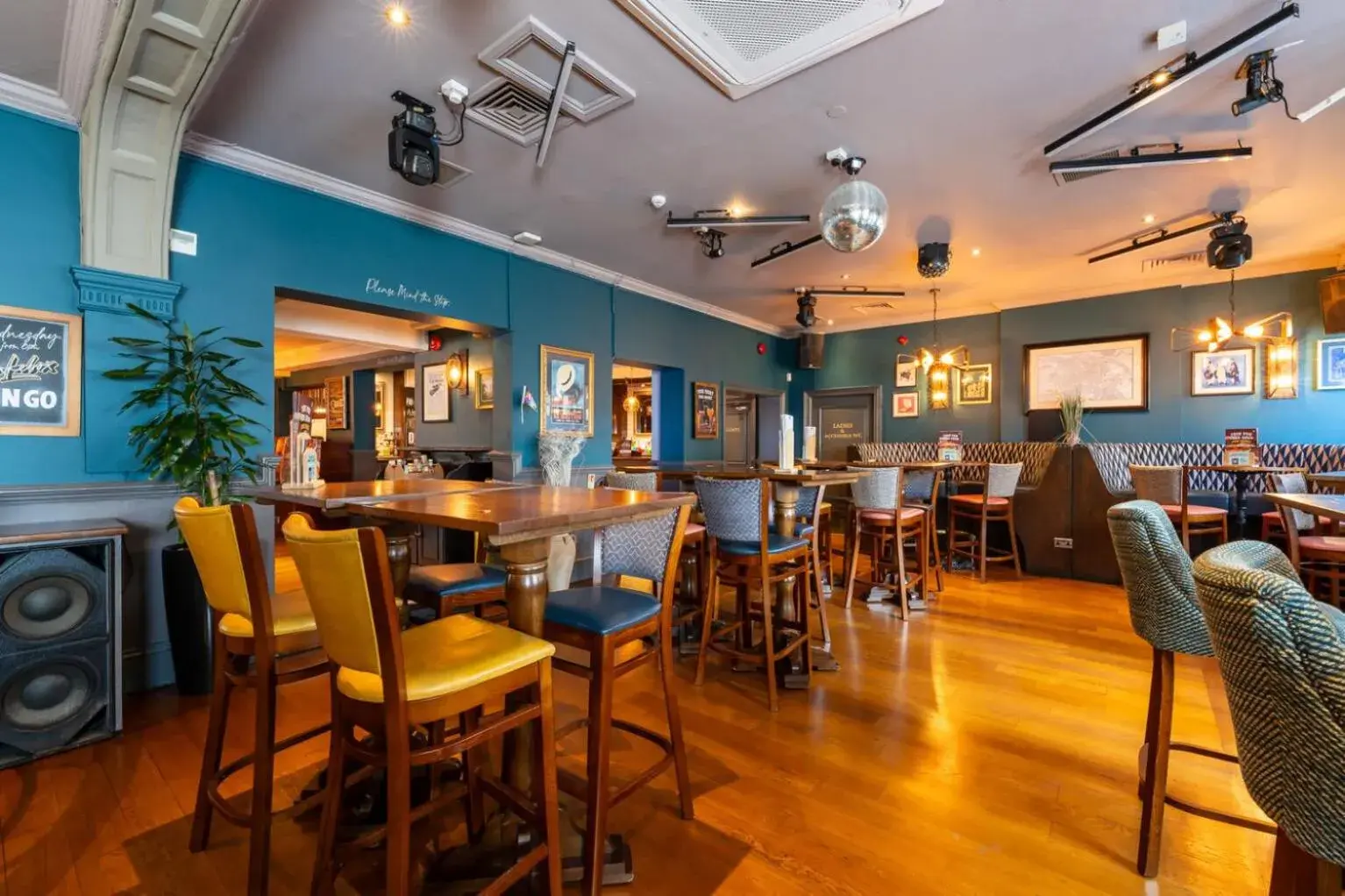 Restaurant/places to eat in OYO The Red Lion Hotel Restaurant/places to eat in OYO The Red Lion Hotel