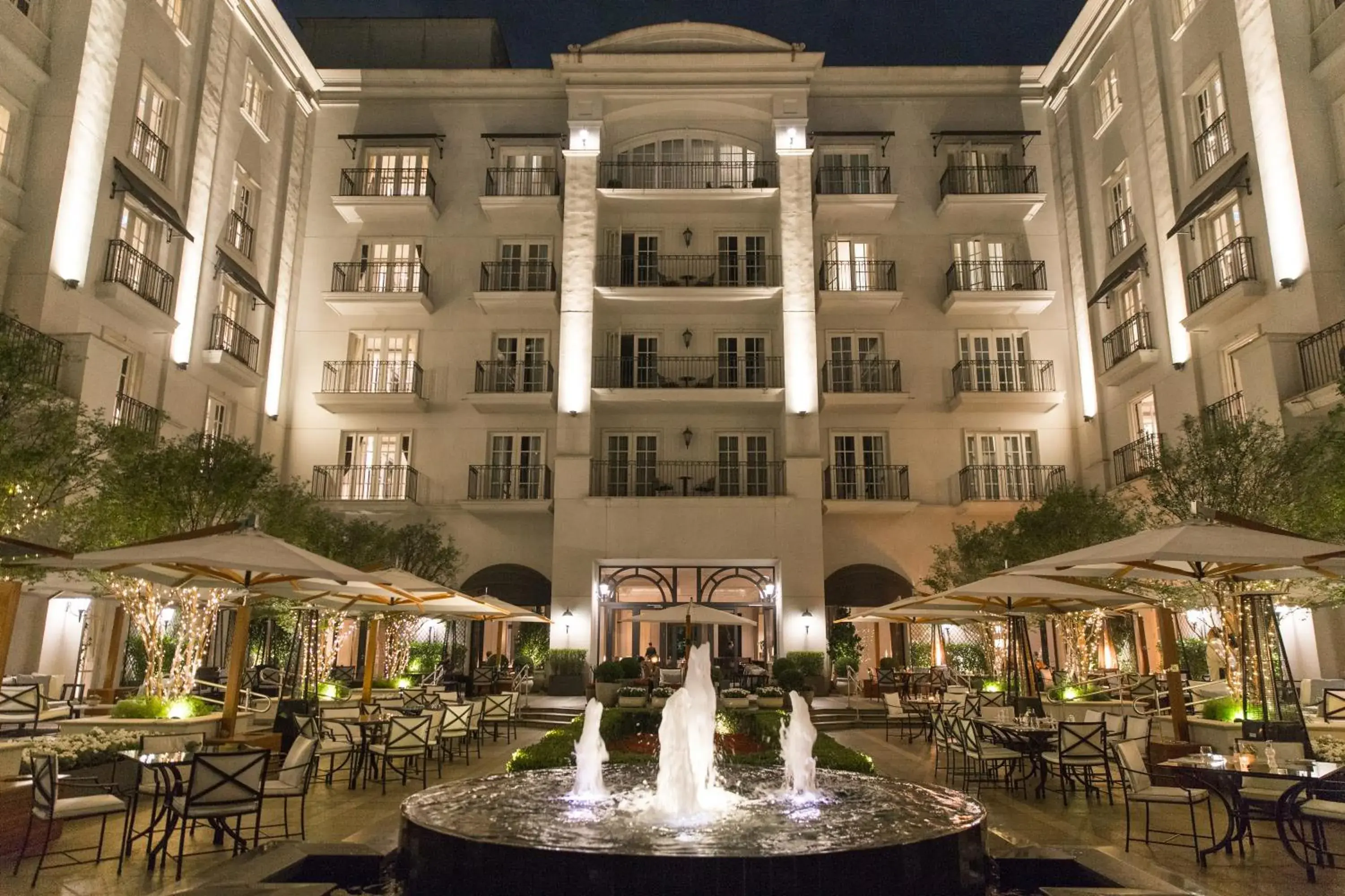 Restaurant/places to eat in Palácio Tangará, Oetker Hotels Restaurant/places to eat in Palácio Tangará, Oetker Hotels