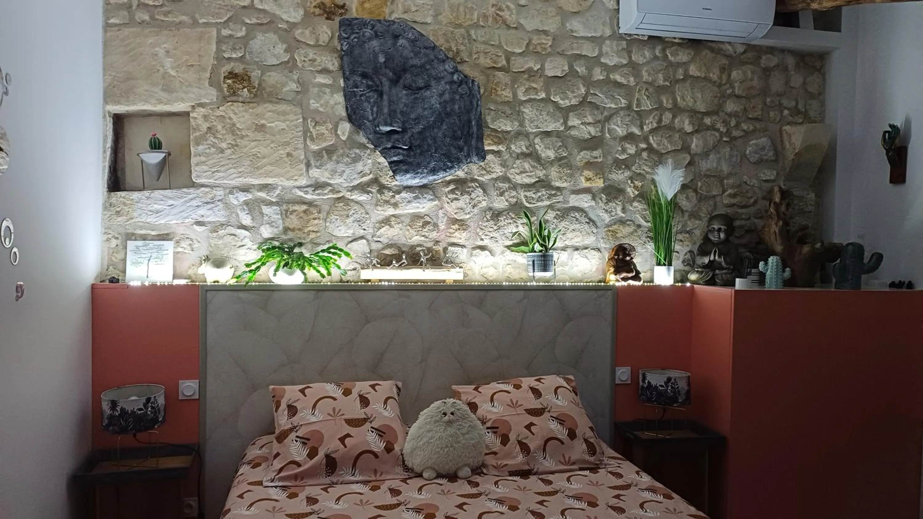 Bedroom, Bed in Jolysable