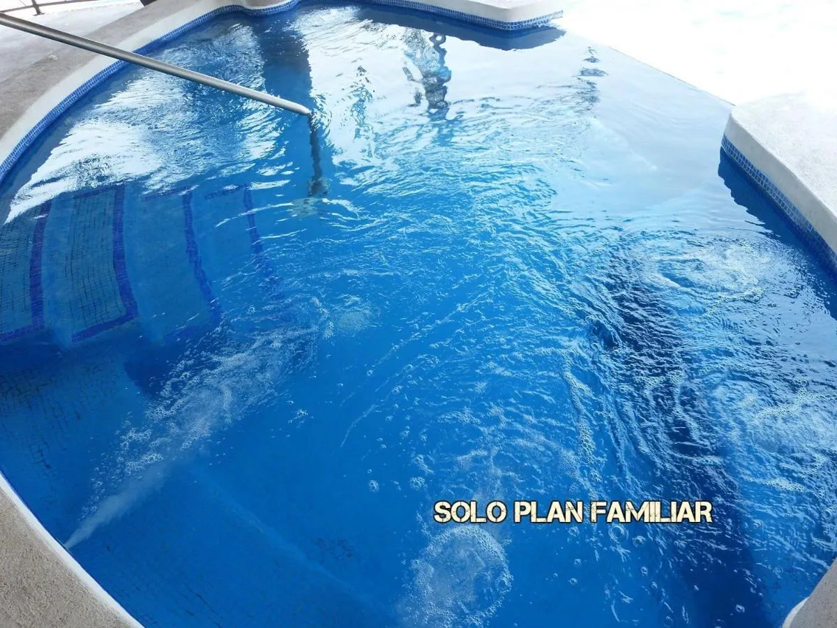Swimming pool in Residencial Club Nautico Teques