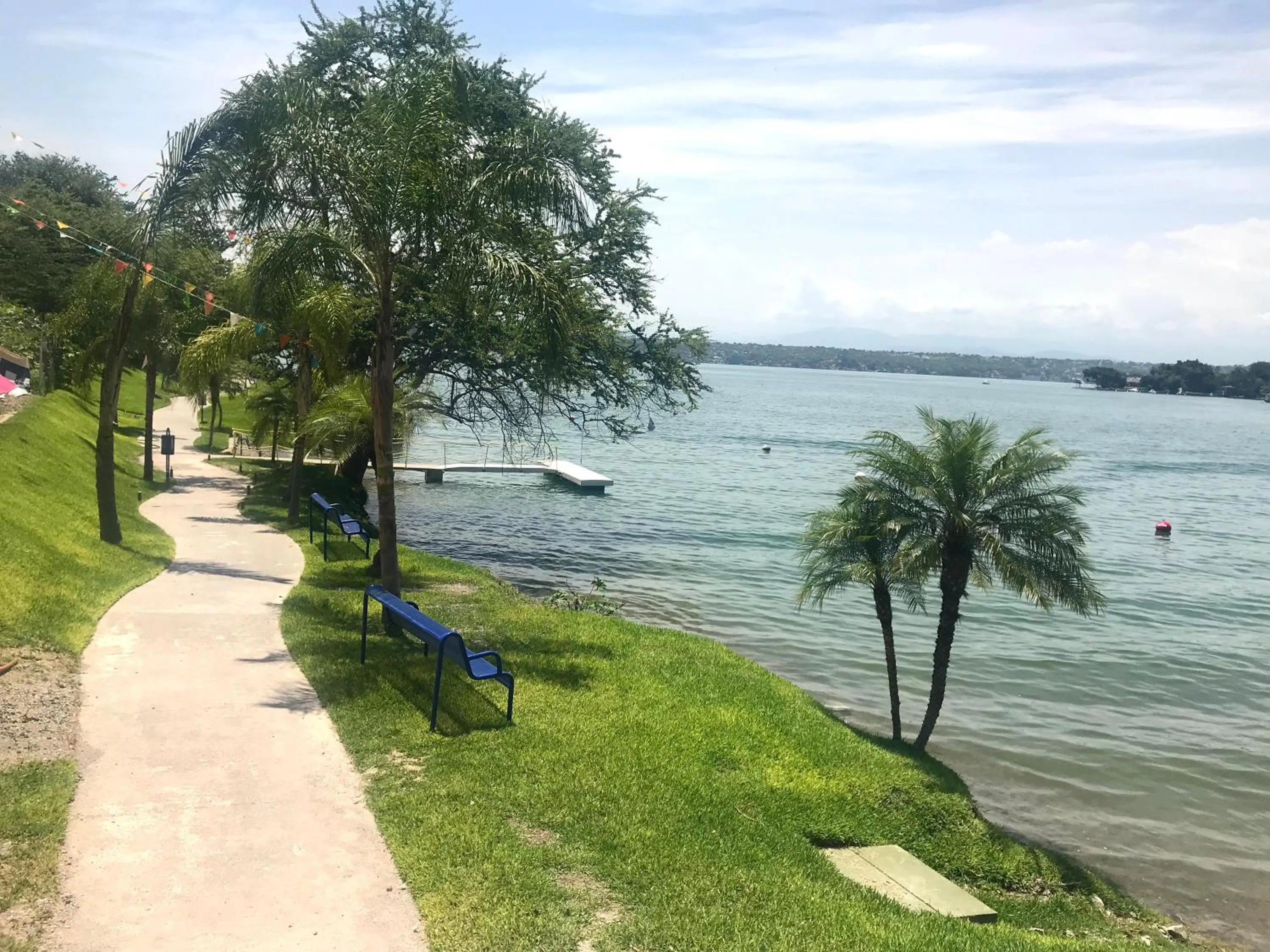 Lake view in Residencial Club Nautico Teques