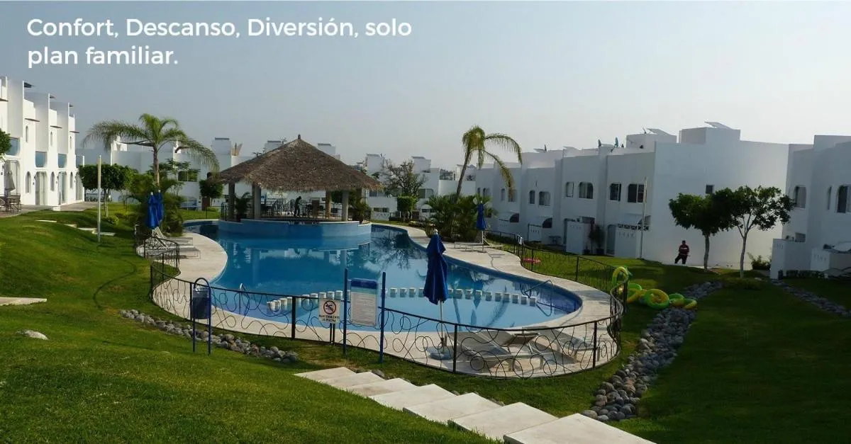 Garden in Residencial Club Nautico Teques