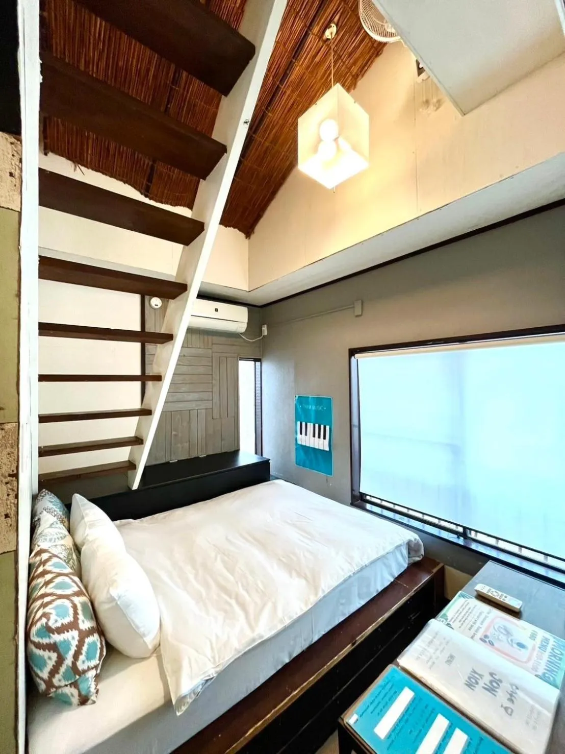 Bed in Ohmachi Junxion