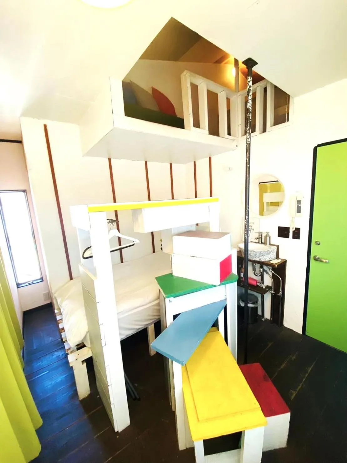 Bed in Ohmachi Junxion