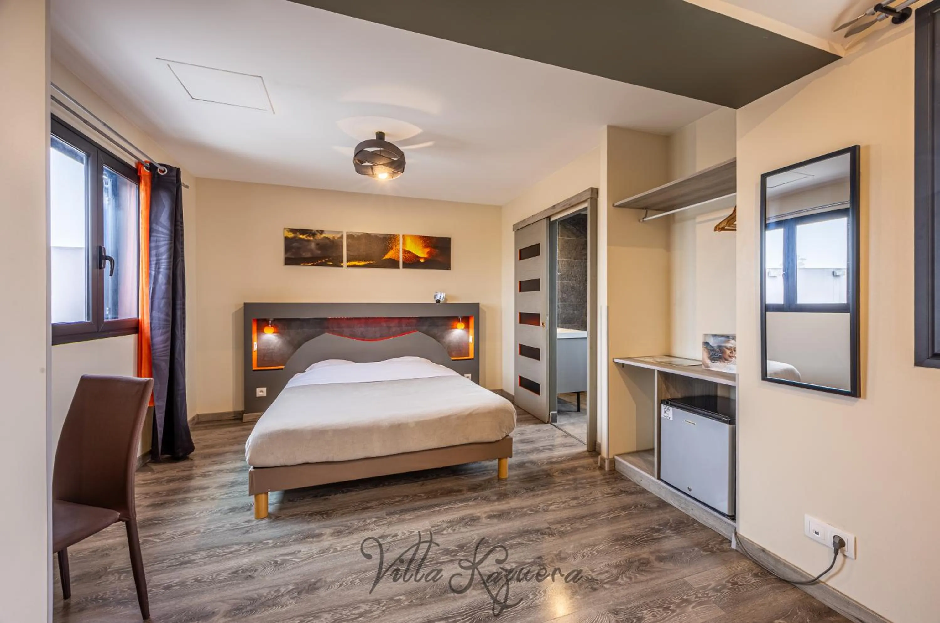 Photo of the whole room, Bed in La Villa Kazuera