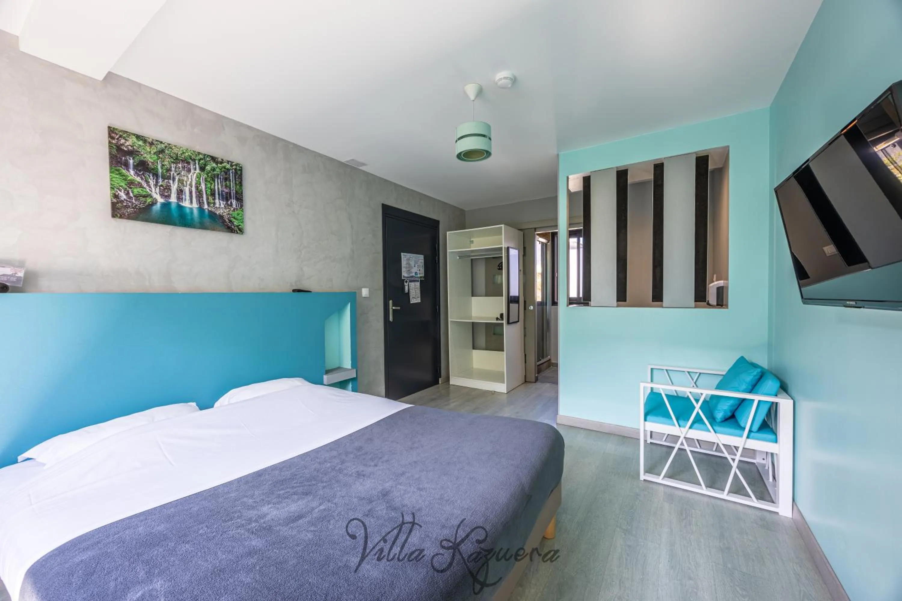 Photo of the whole room, Bed in La Villa Kazuera