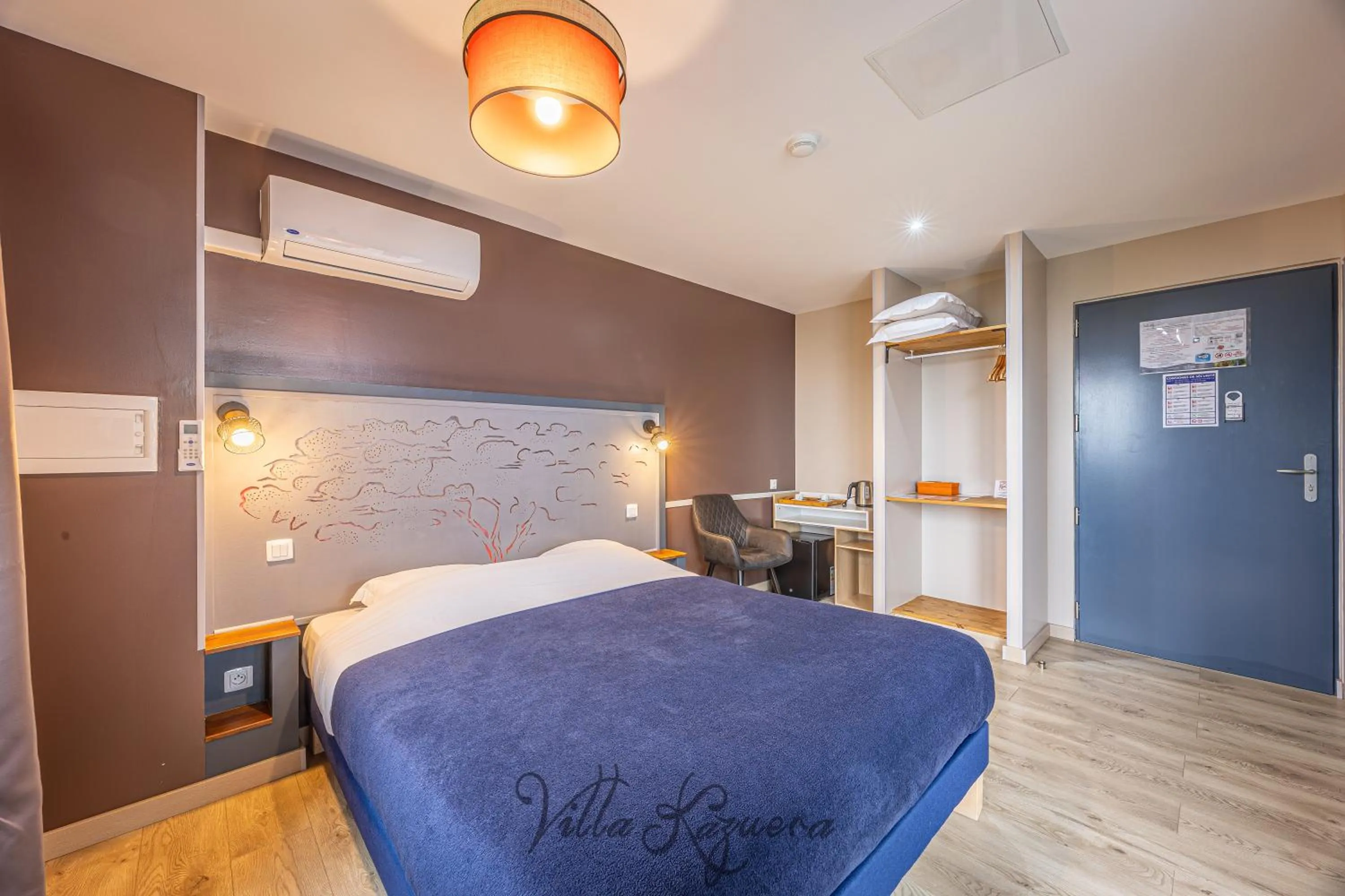 Bedroom, Bed in La Villa Kazuera