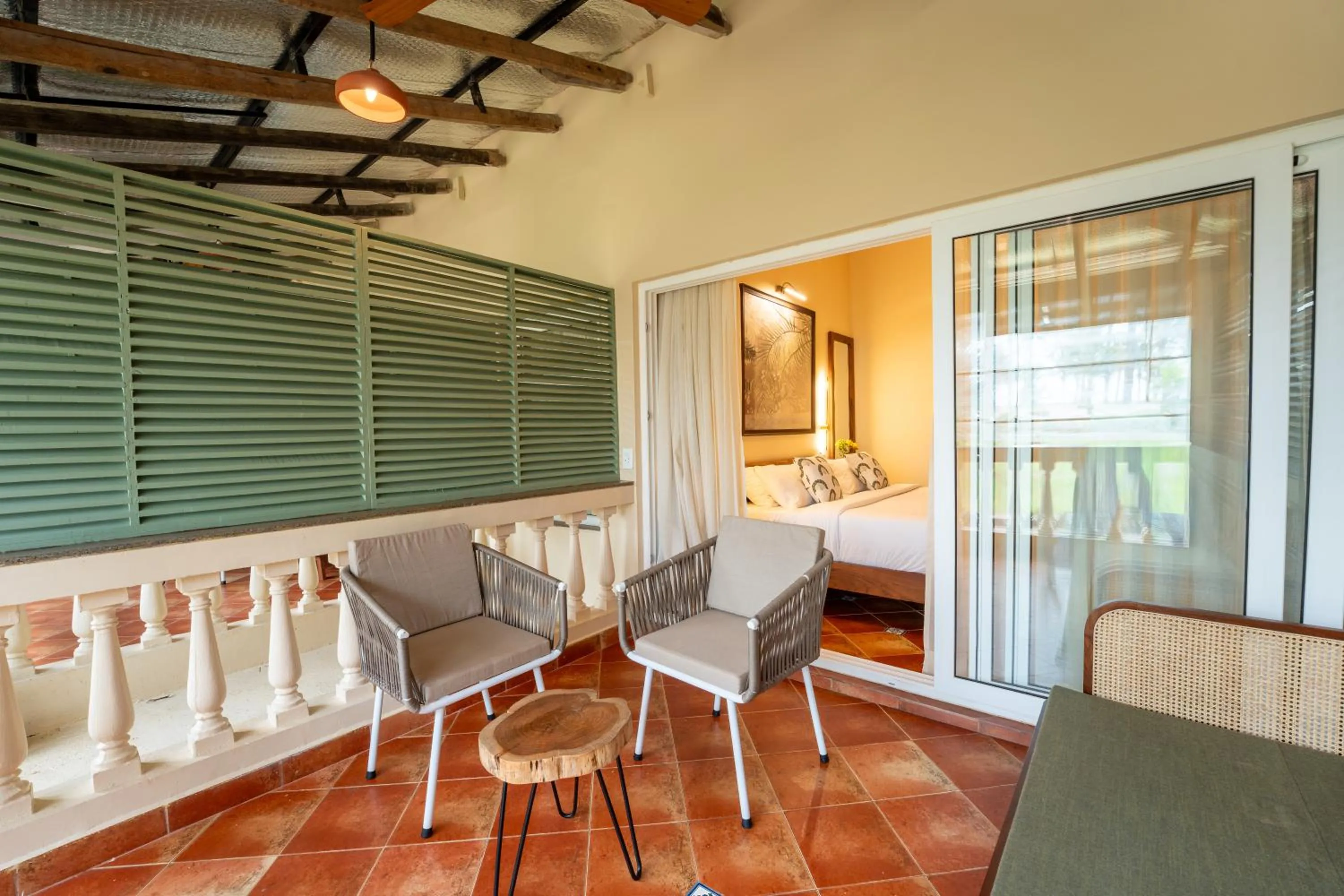 Balcony/Terrace, Bed in C Roque Beach Resort