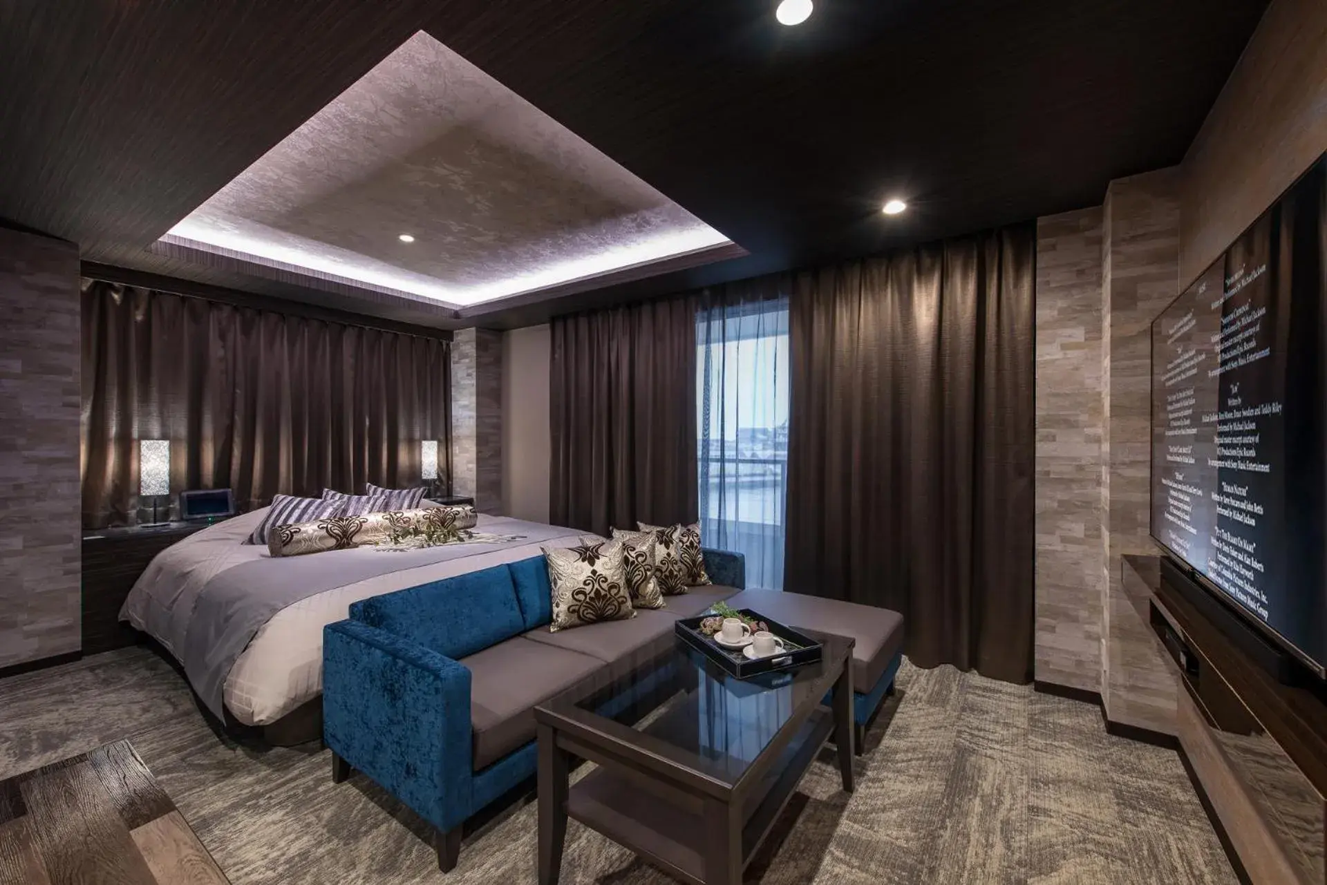 Bed in HOTEL C. KOKURA-BAY (Love Hotel) Bed in HOTEL C. KOKURA-BAY (Love Hotel)